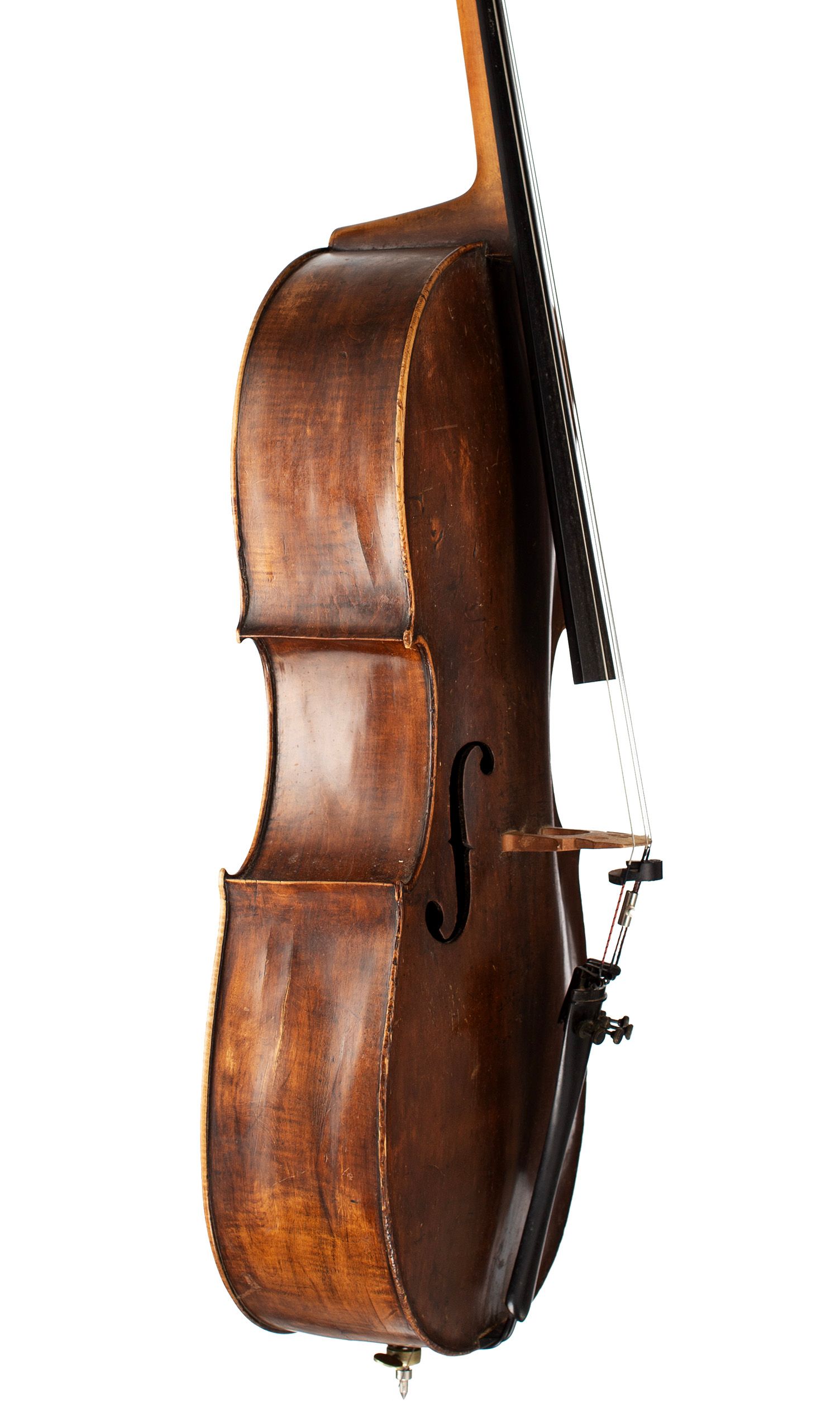 Cello by Matthias Klotz (II), Mittenwald, 1771 — angled view, 70°