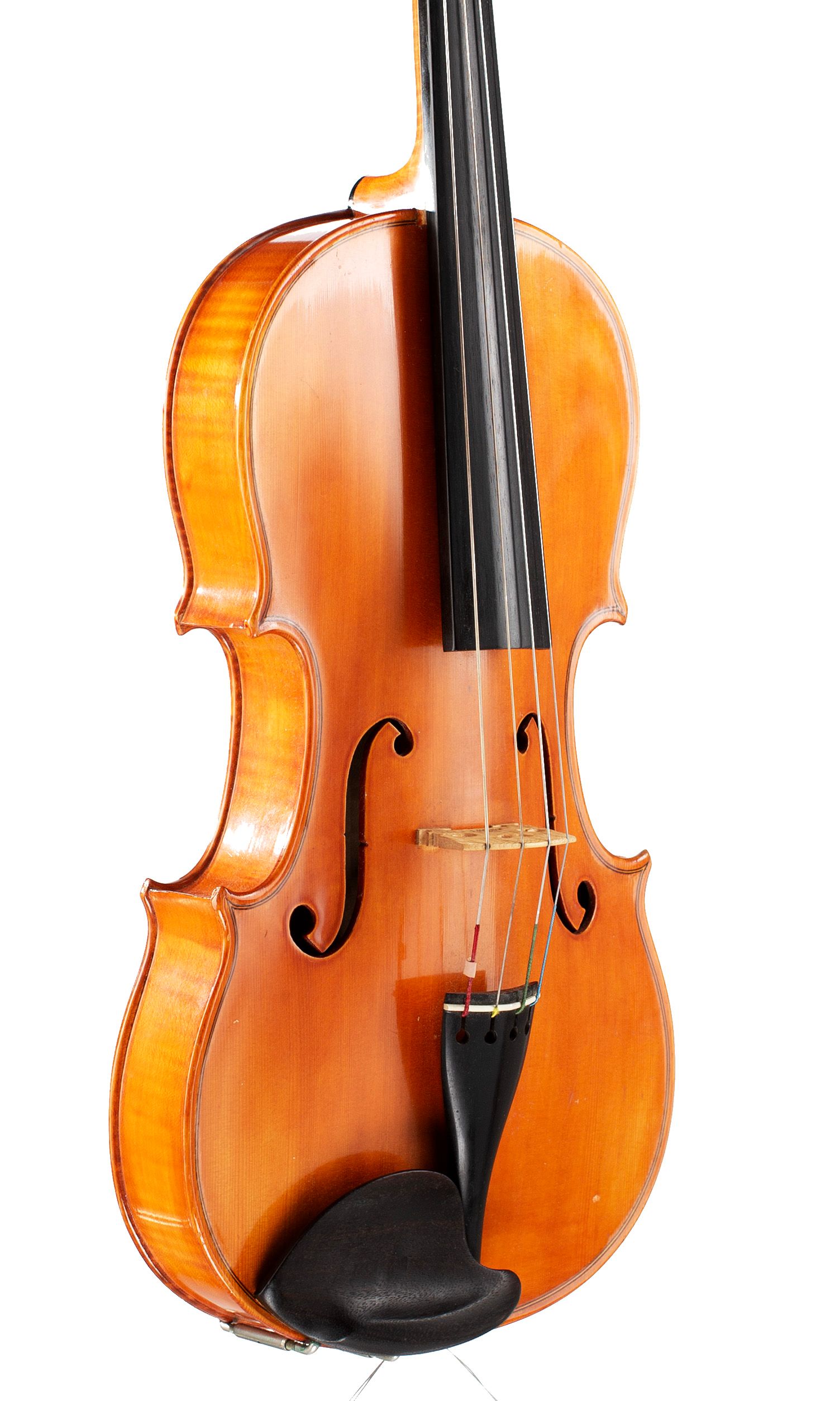Viola, Workshop of C. A. Gotz, Germany, 1980 — angled view, 40°