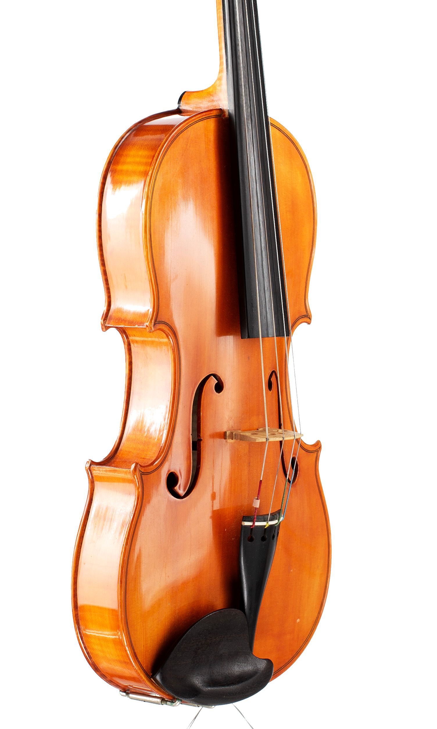 Viola, Workshop of C. A. Gotz, Germany, 1980 — angled view, 50°