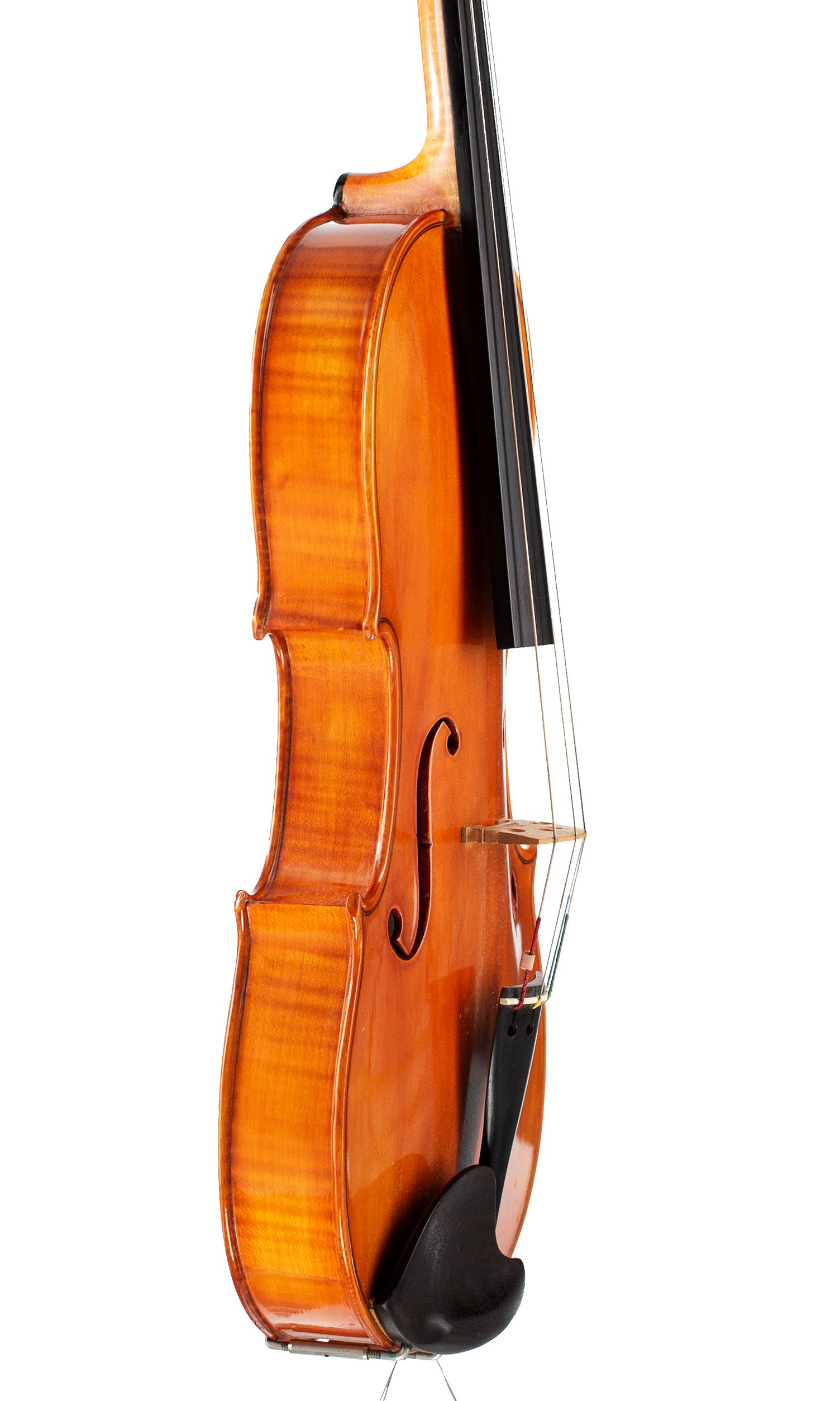 Viola, Workshop of C. A. Gotz, Germany, 1980 — angled view, 70°