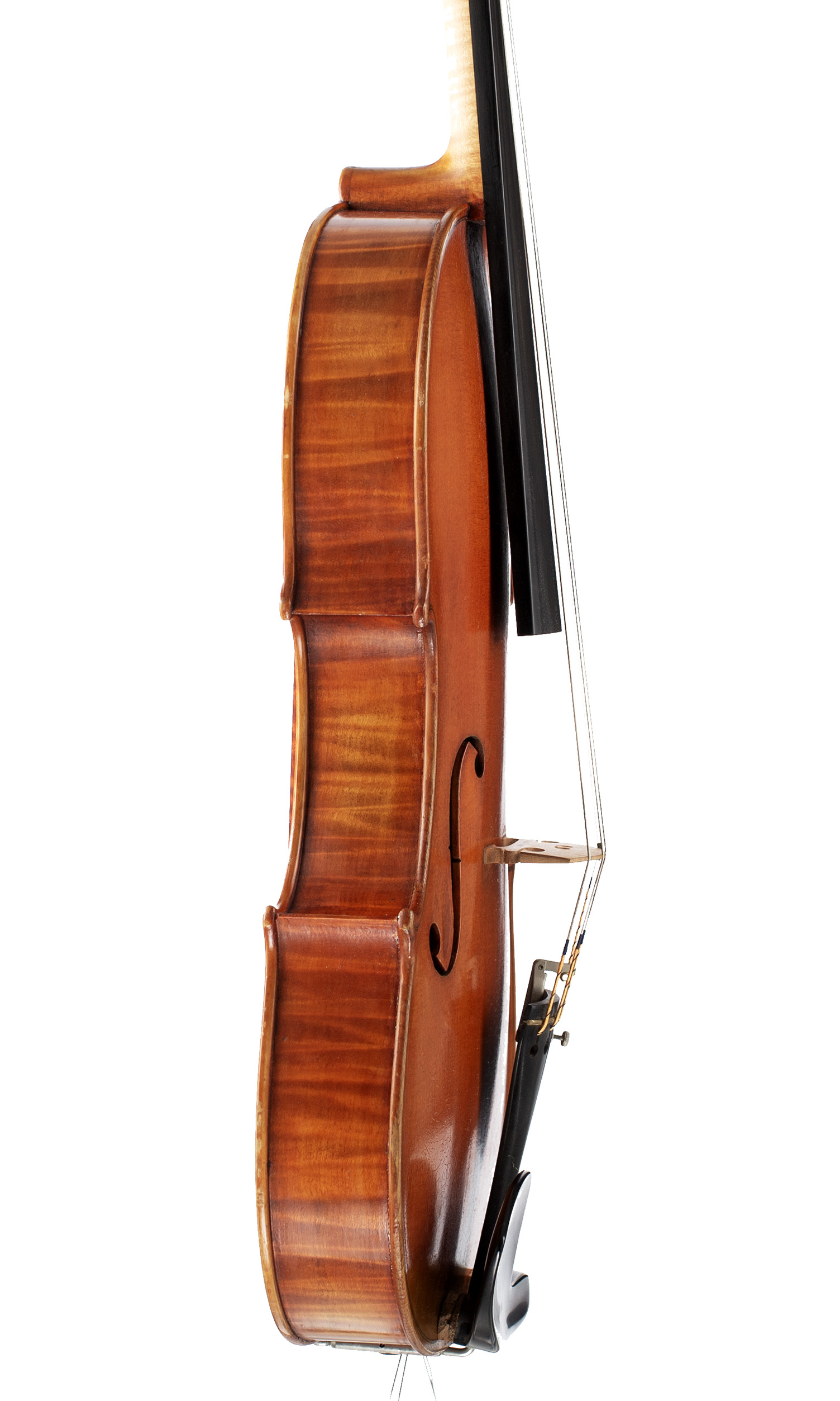 A viola by Rudolf Masurat, Lübeck, 1987 — angled view, 80°