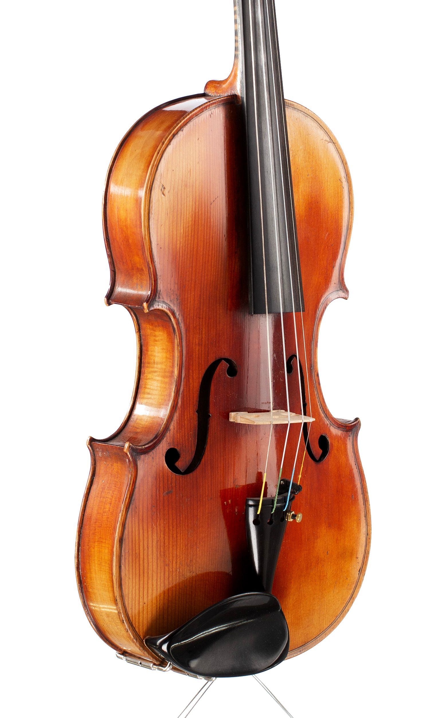 Violin, Workshop of Jérôme Thibouville-Lamy, Mirecourt, circa 1920 — angled view, 40°