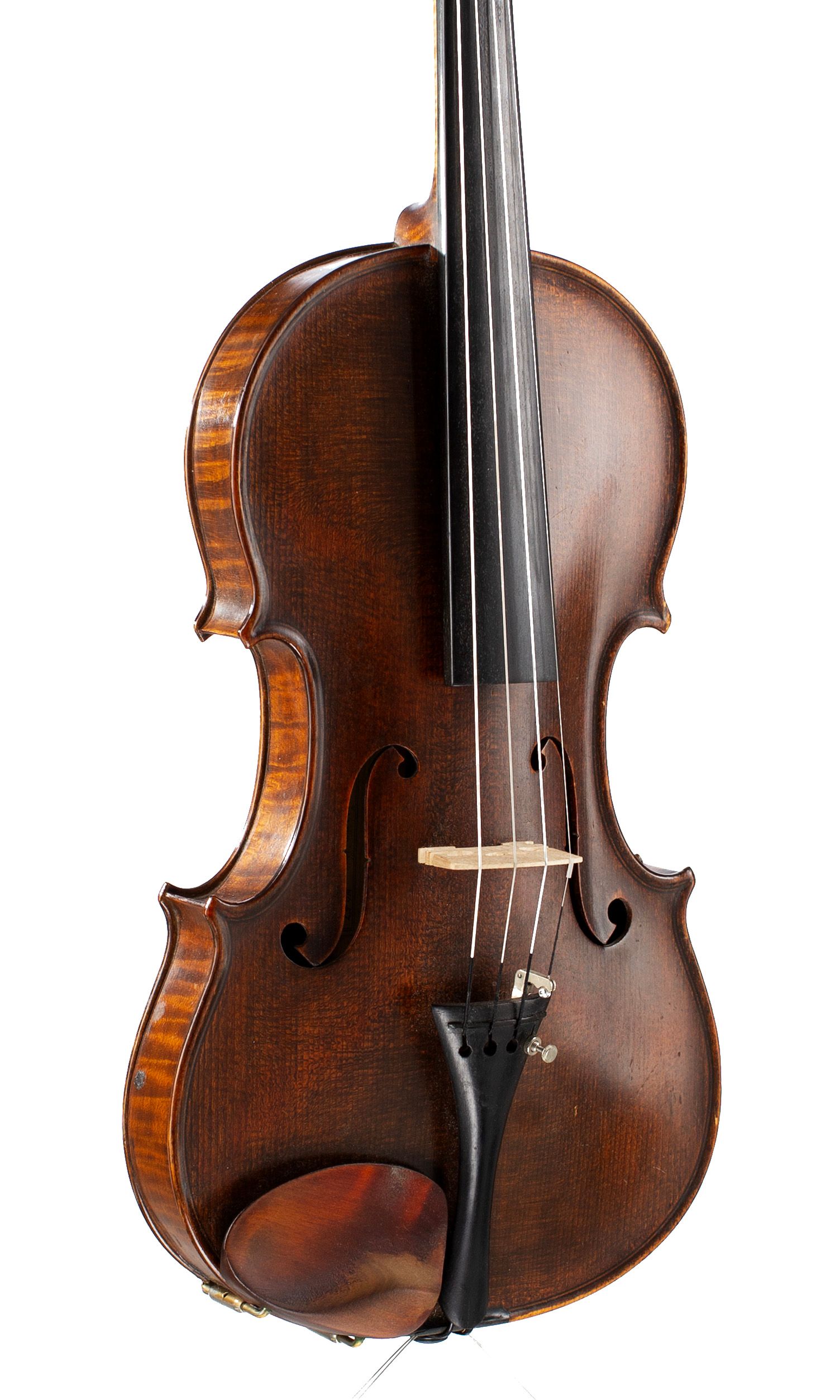 Violin by Arthur Richardson, Crediton, 1923 — angled view, 30°