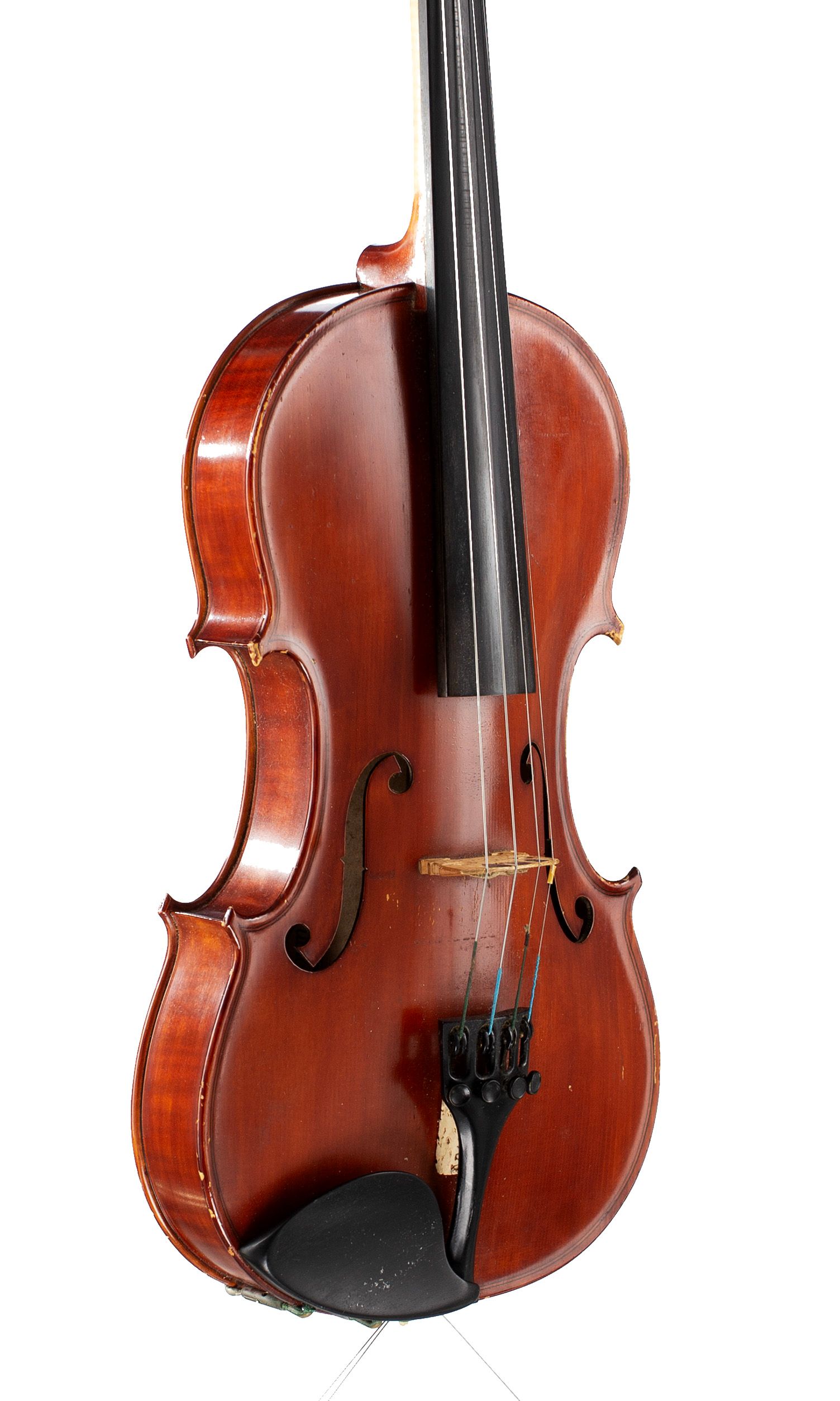 Violin by David Rubio, Oxford, 1979 — angled view, 40°