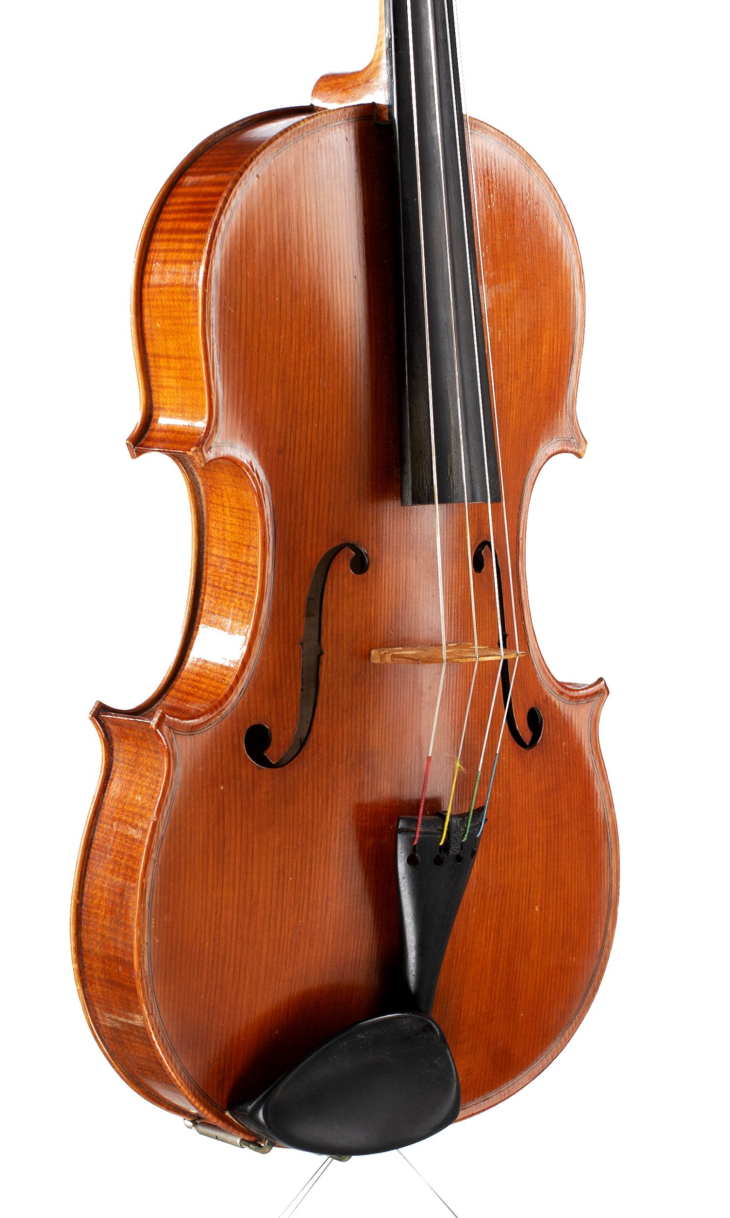 Viola by Colin G. Nicholls, London, 1979 — angled view, 40°