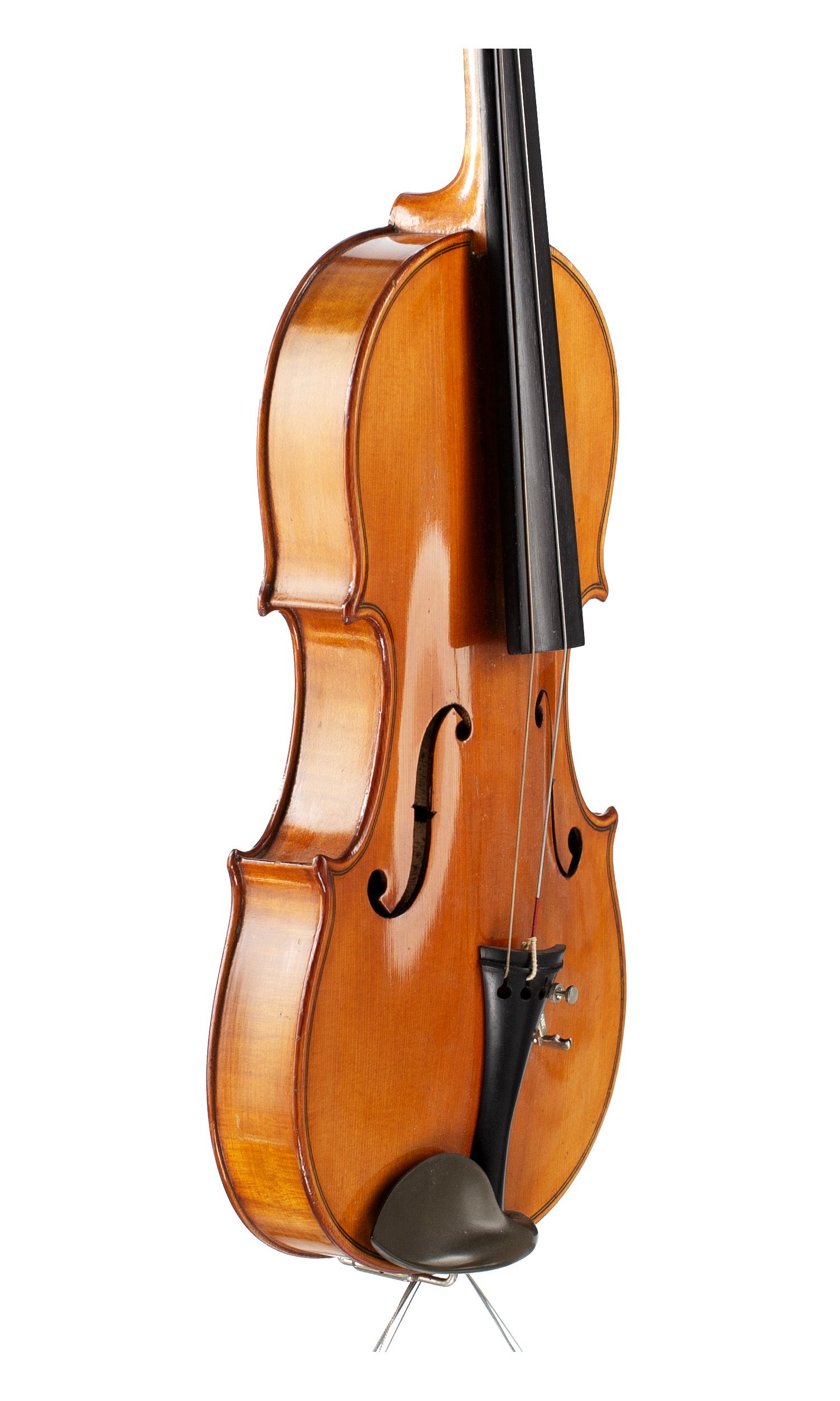 Three-quarter sized violin, Workshop of Jérôme Thibouville-Lamy, Mirecourt, circa 1890 — angled view, 60°