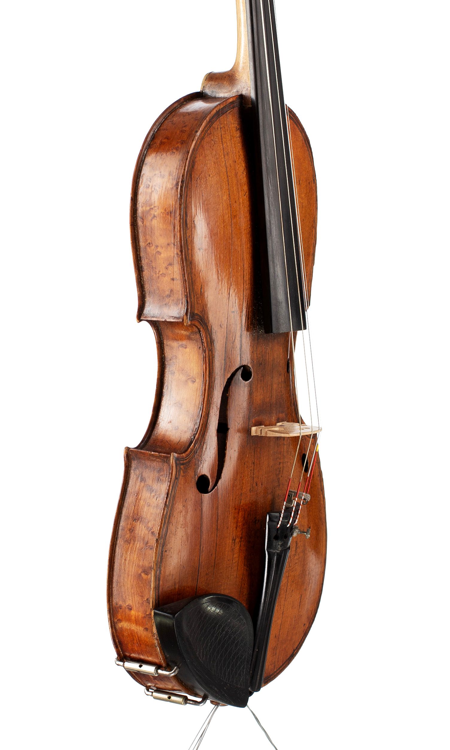 Violin by Marcin Groblicz, Krakow, seventeenth century — angled view, 60°