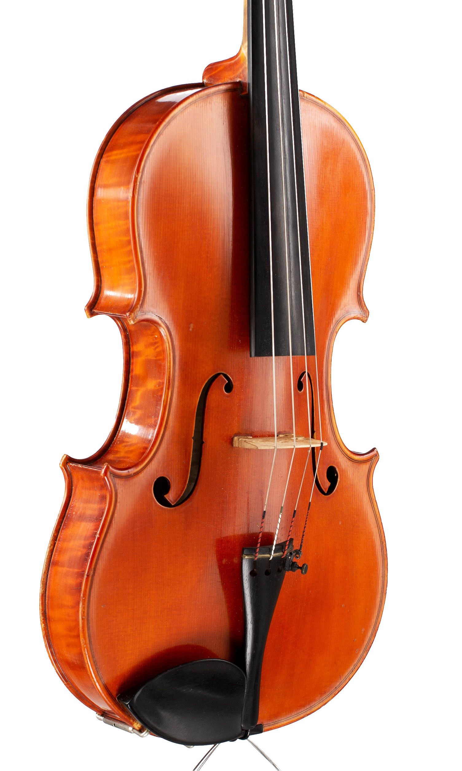 Viola by Istvan Konya, circa 1980 — angled view, 40°