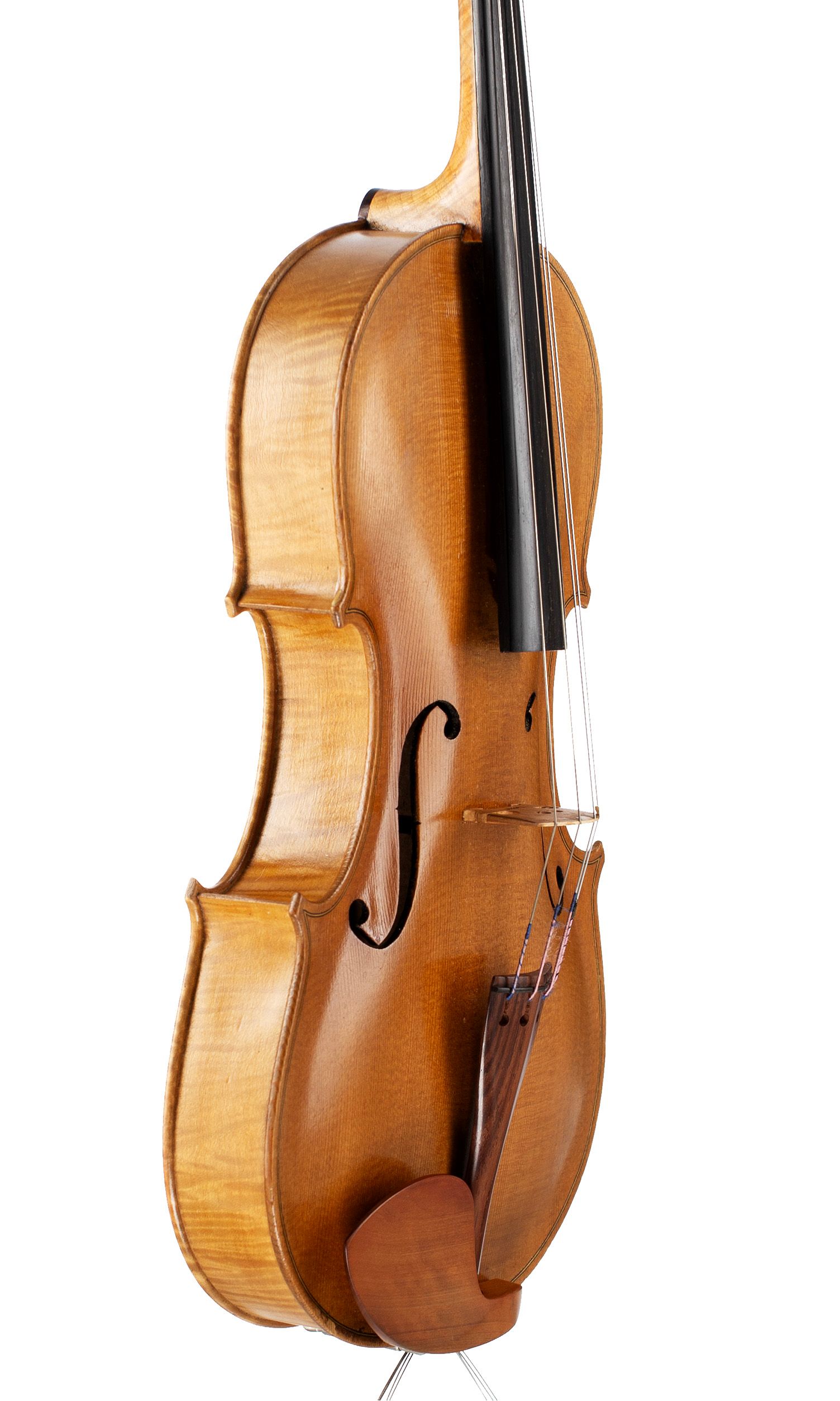 A viola by Ernest S. Nunn, Essex, 1952 — angled view, 60°
