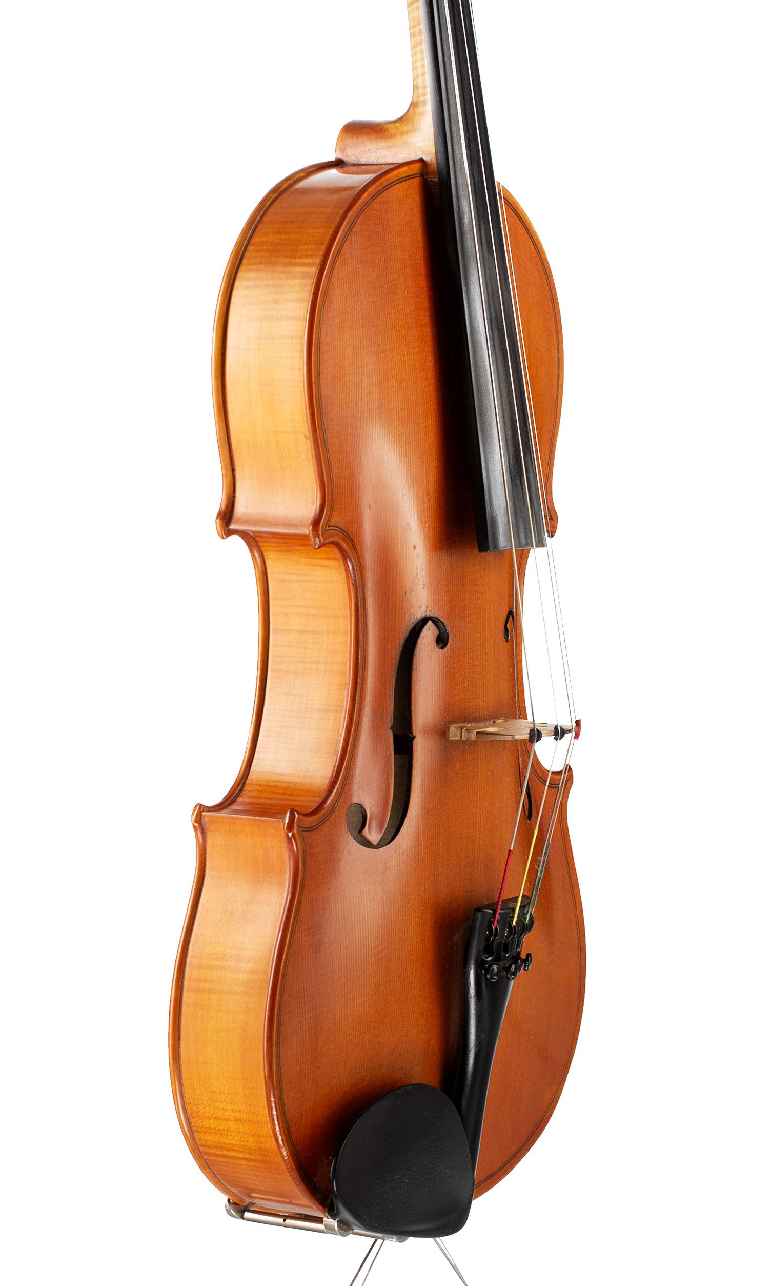 Viola by L. A. Perry, Wolverhampton, 1974 — angled view, 60°