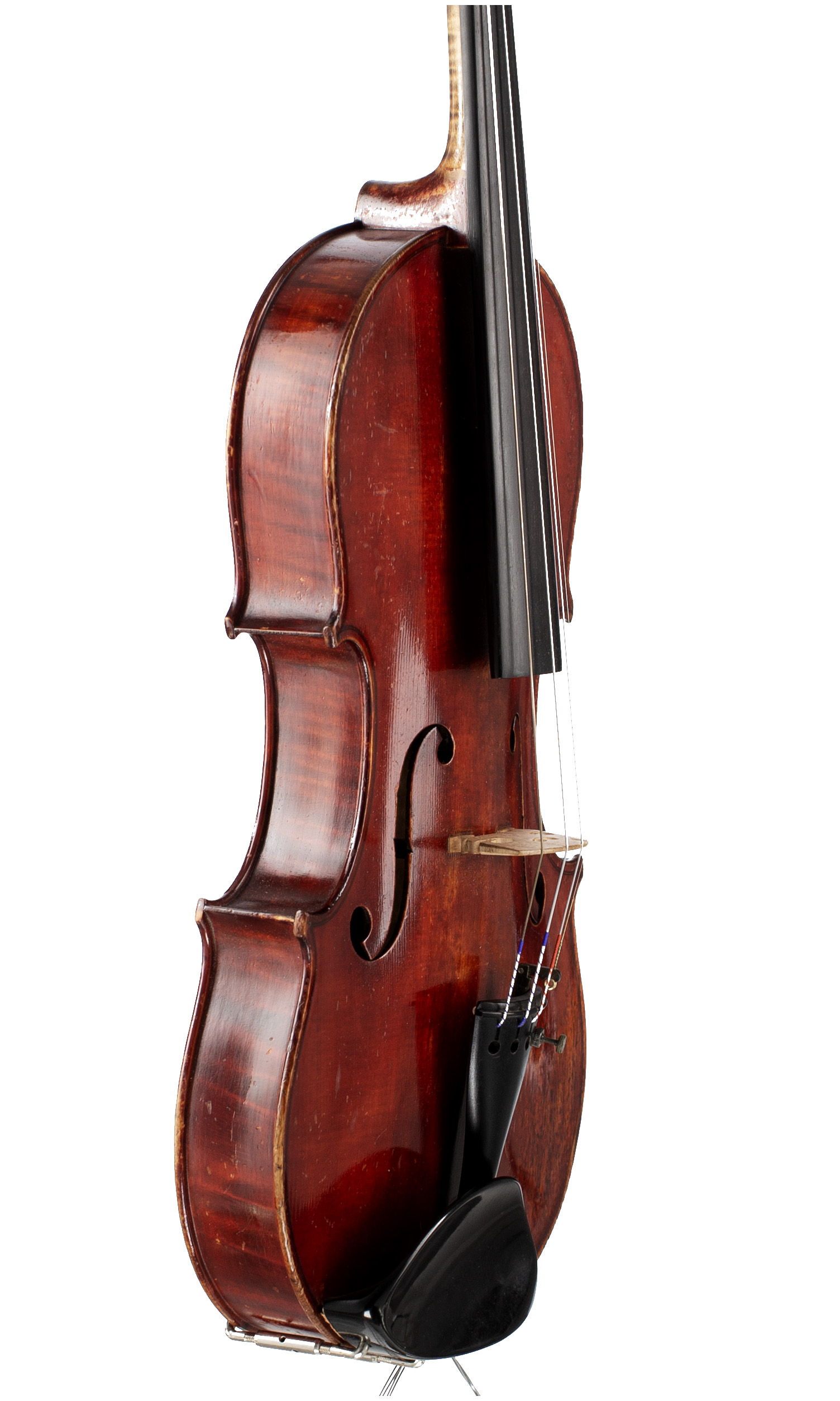 A violin by Jeffrey J. Gilbert, Peterborough, 1901 — angled view, 60°