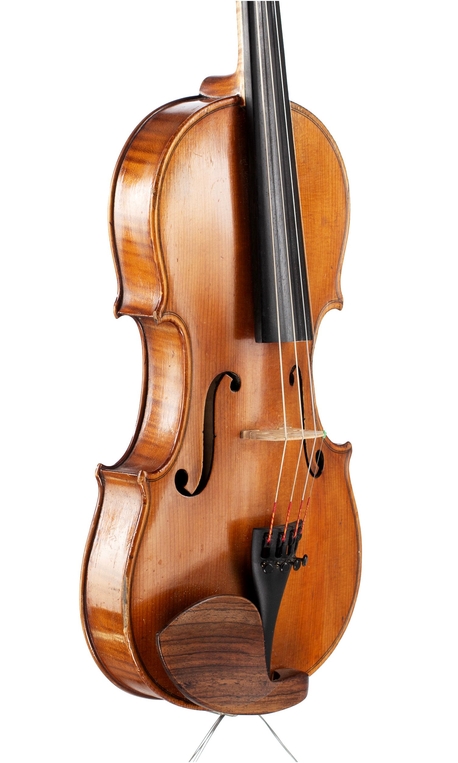 Violin, Workshop of Jean Werro, Berne, 1924 — angled view, 50°