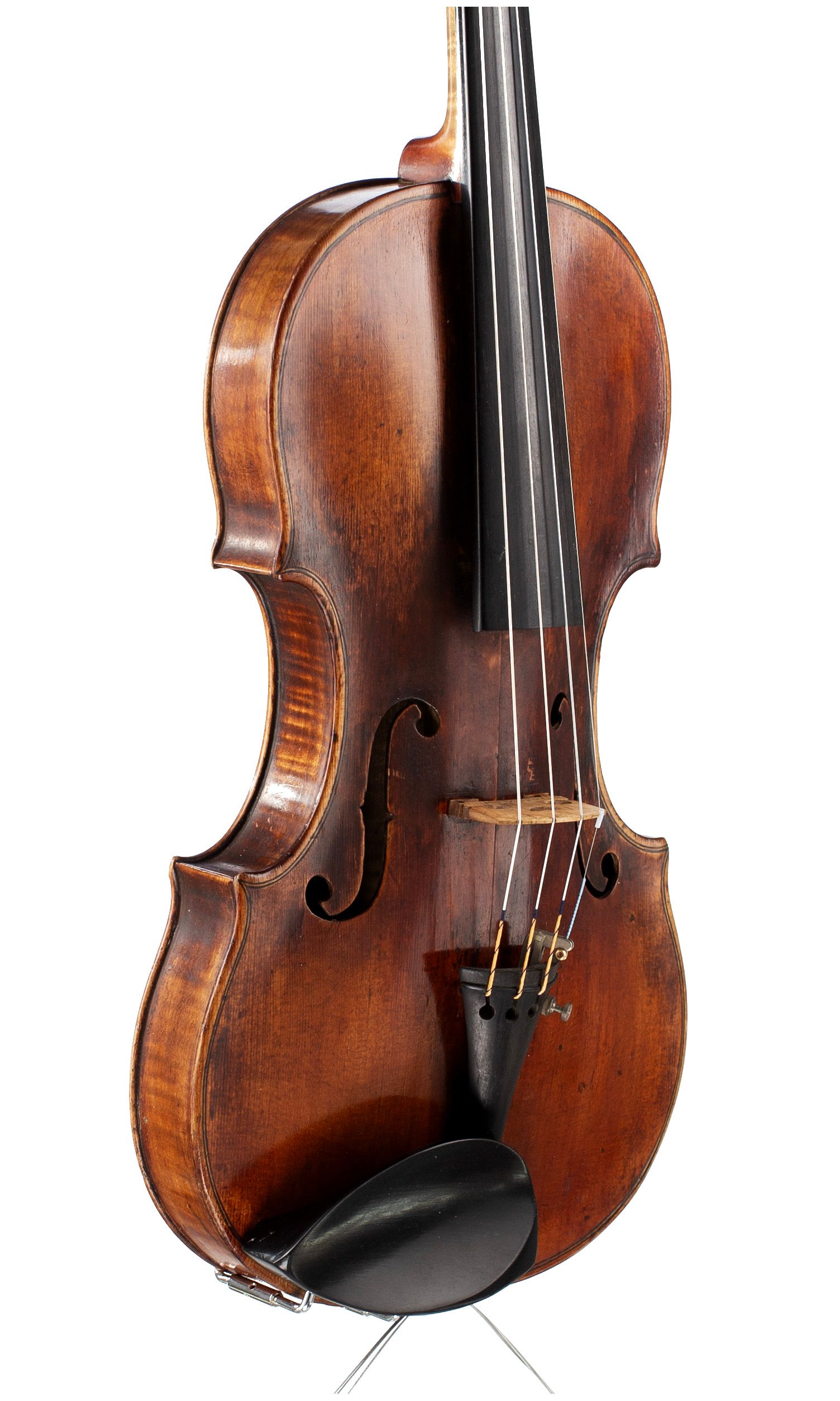 Violin, Circle of Klotz, Mittenwald, 18th Century — angled view, 40°
