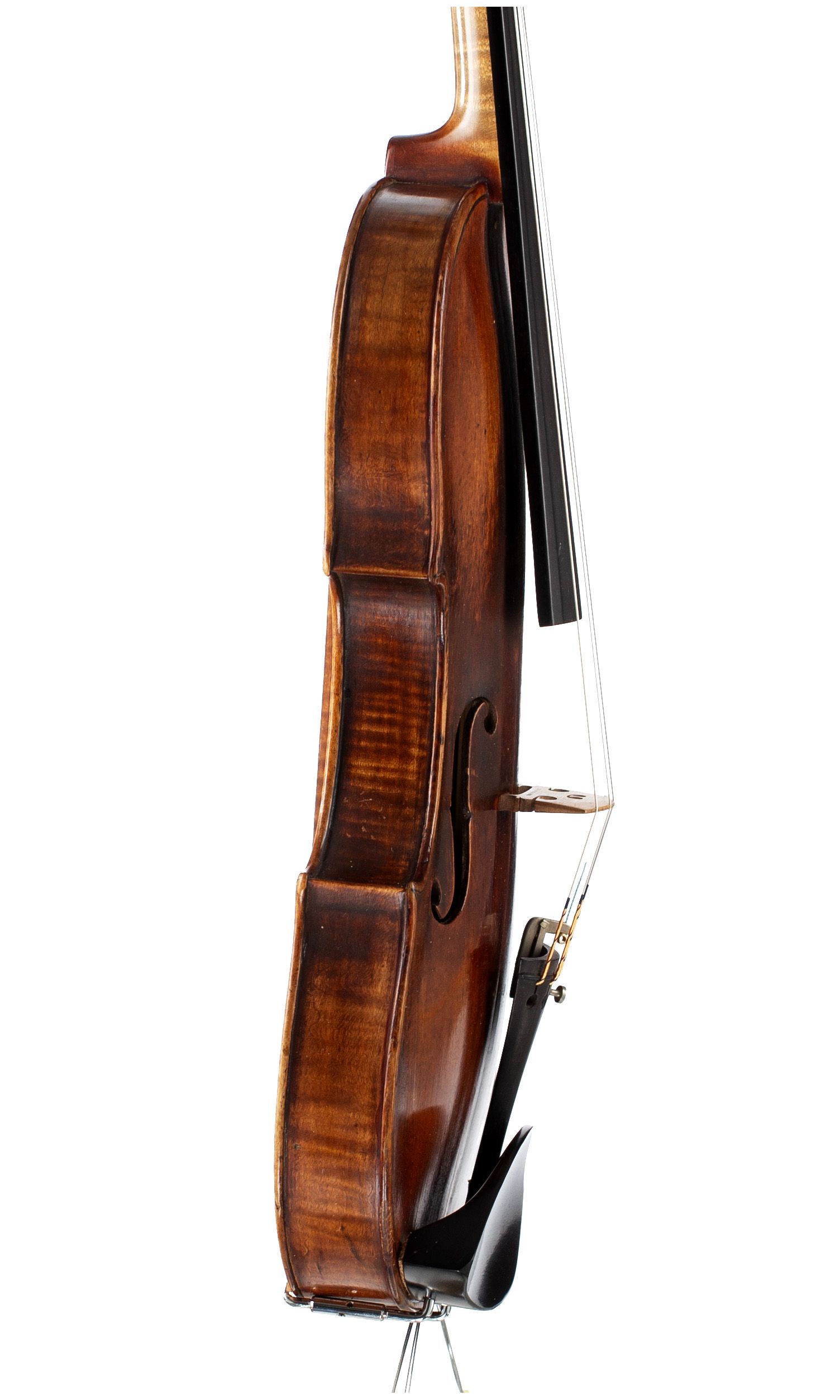 Violin, Circle of Klotz, Mittenwald, 18th Century — angled view, 80°