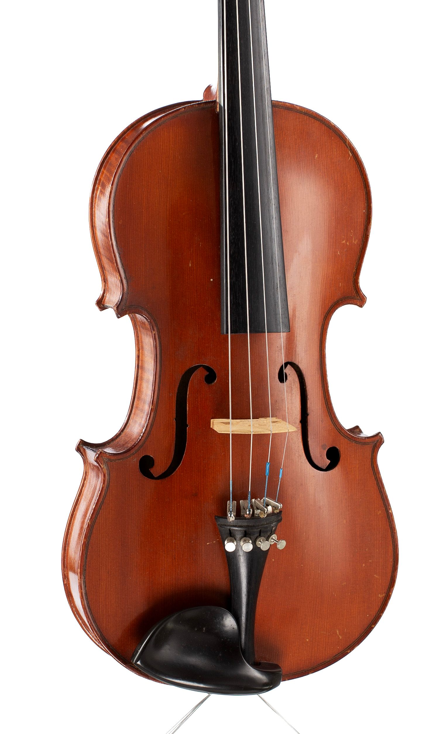 Violin, Workshop of Jérôme Thibouville-Lamy, Mirecourt, circa 1900 — angled view, 20°
