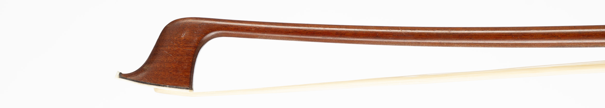 A silver-mounted violin bow by Otto Hoyer, Markneukirchen, circa 1940 — head