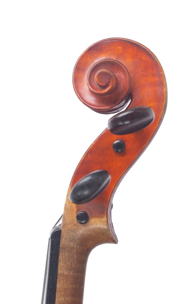Violin by Wilfred G. Saunders, Nottingham, 1958 — scroll