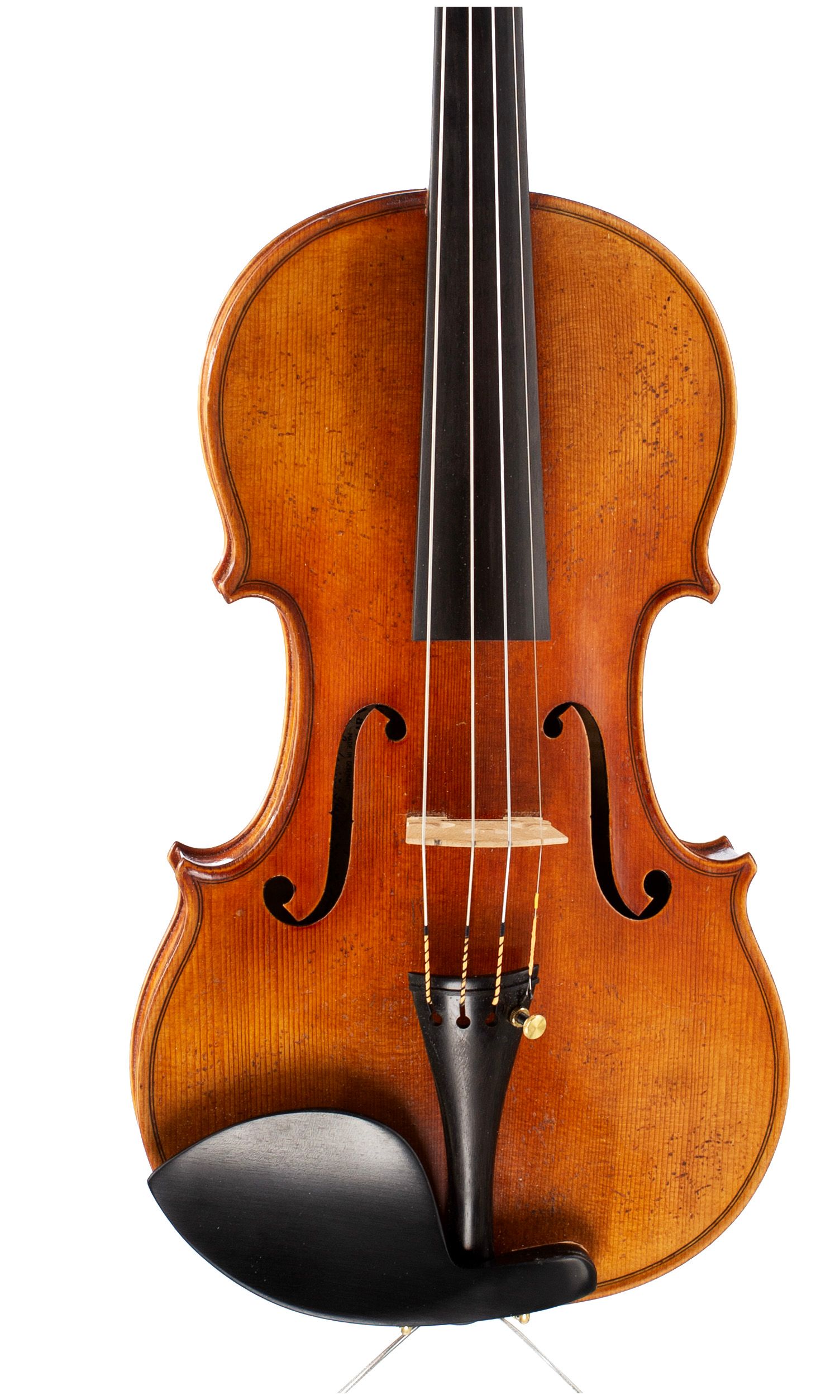 Violin by Heinrich Th. Heberlein, Markneukirchen, 1927 — angled view, 10°