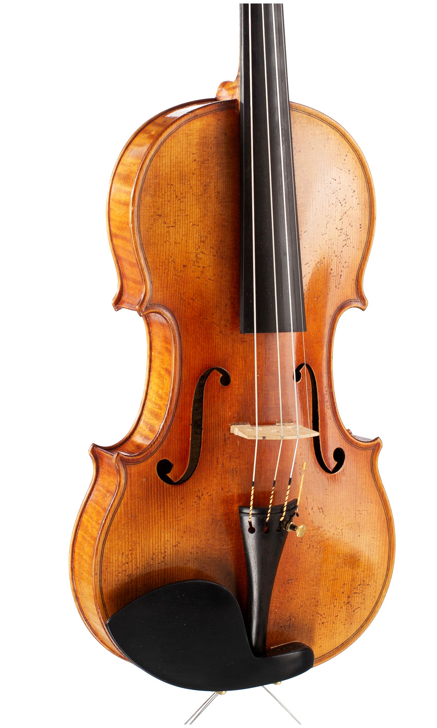 Violin by Heinrich Th. Heberlein, Markneukirchen, 1927 — angled view, 30°
