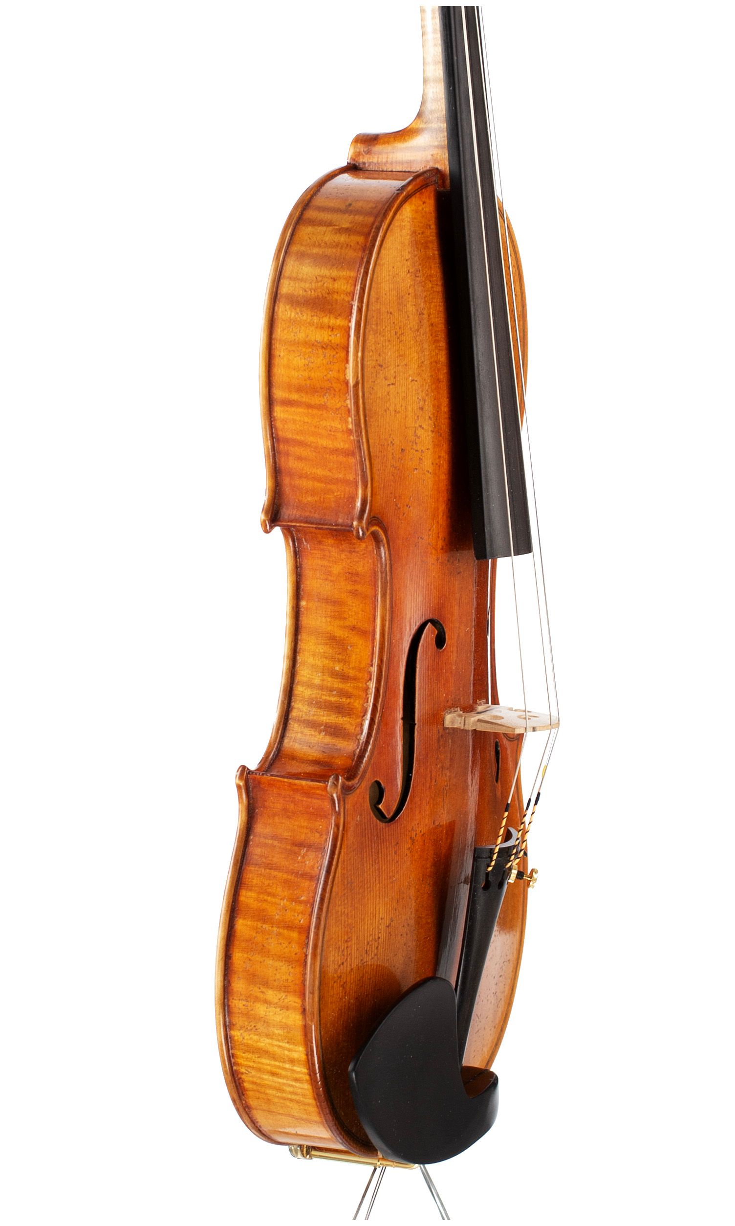Violin by Heinrich Th. Heberlein, Markneukirchen, 1927 — angled view, 70°