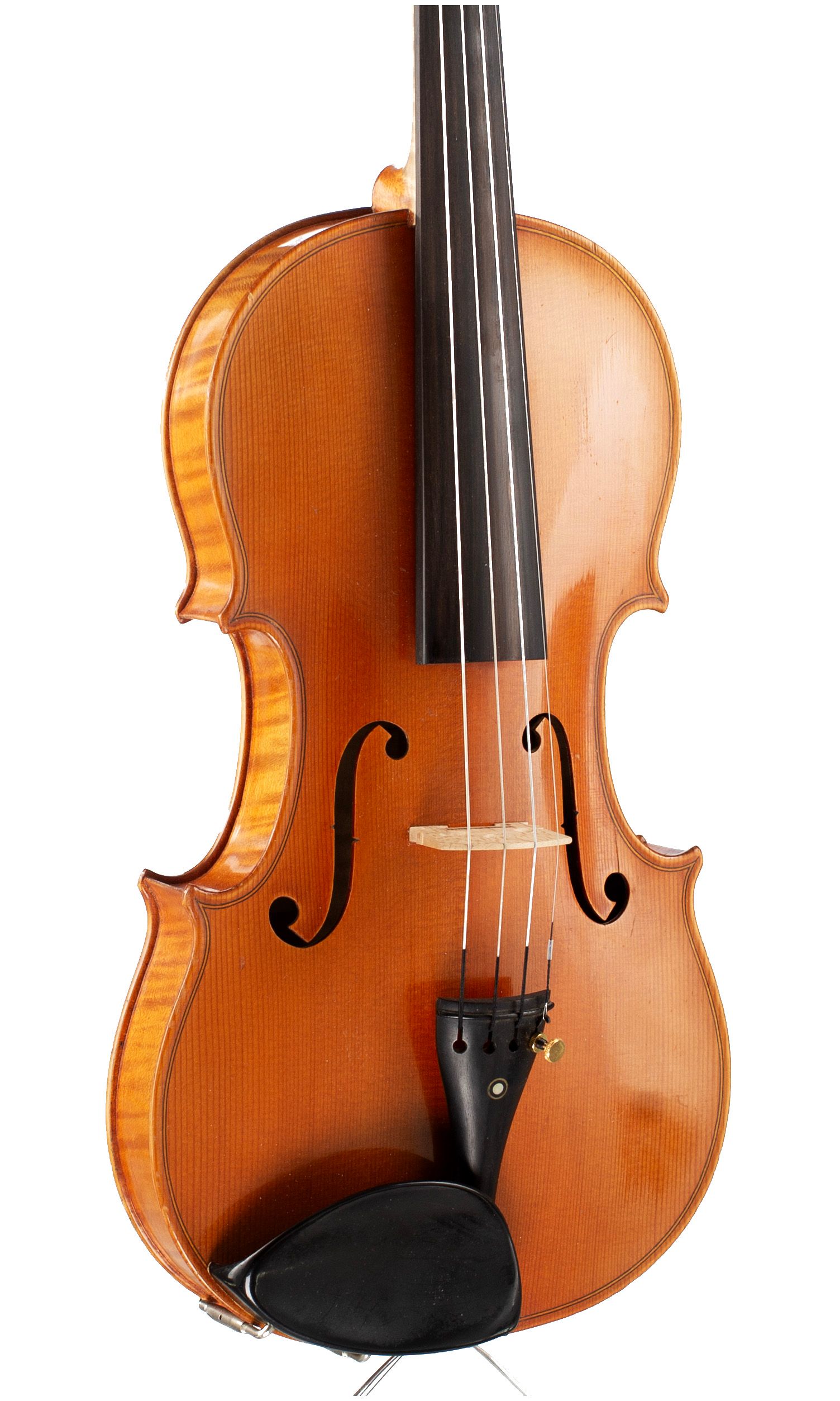A violin by Ottomar Hausmann, Germany, 1963 — angled view, 30°