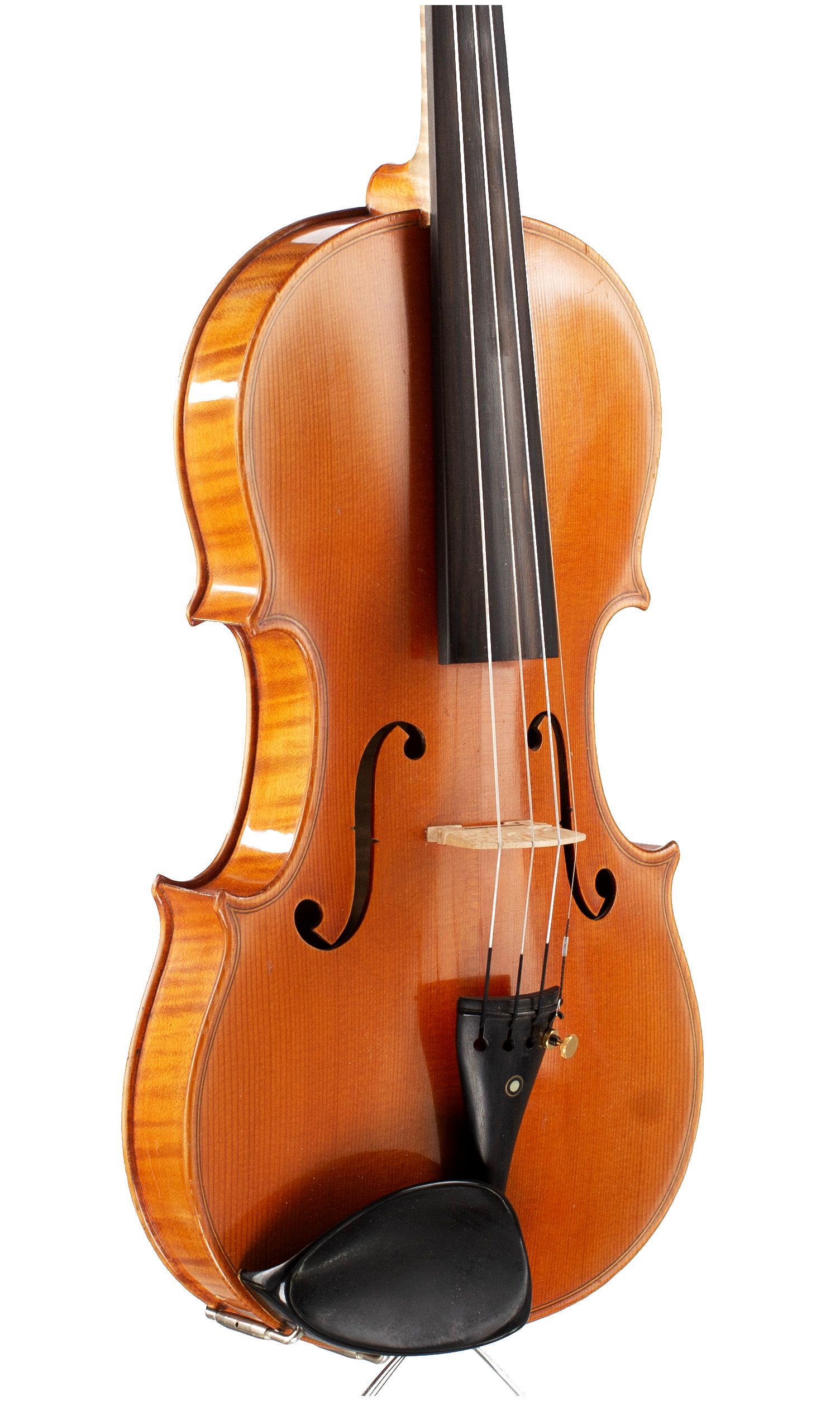 A violin by Ottomar Hausmann, Germany, 1963 — angled view, 40°