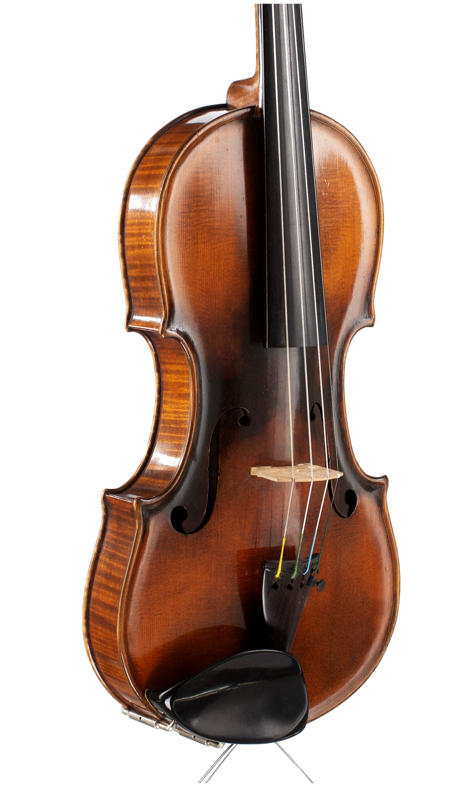 Violin by Eugenio Degani, Venice, 1887 — angled view, 40°