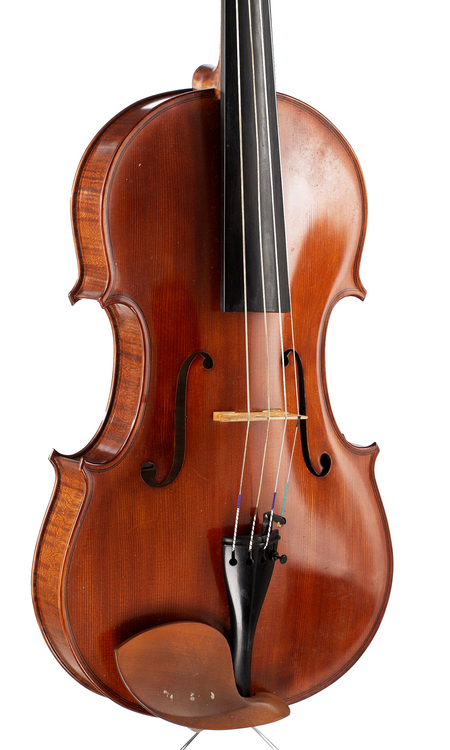 Viola by David Rubio, Cambridge, 1985 — angled view, 30°