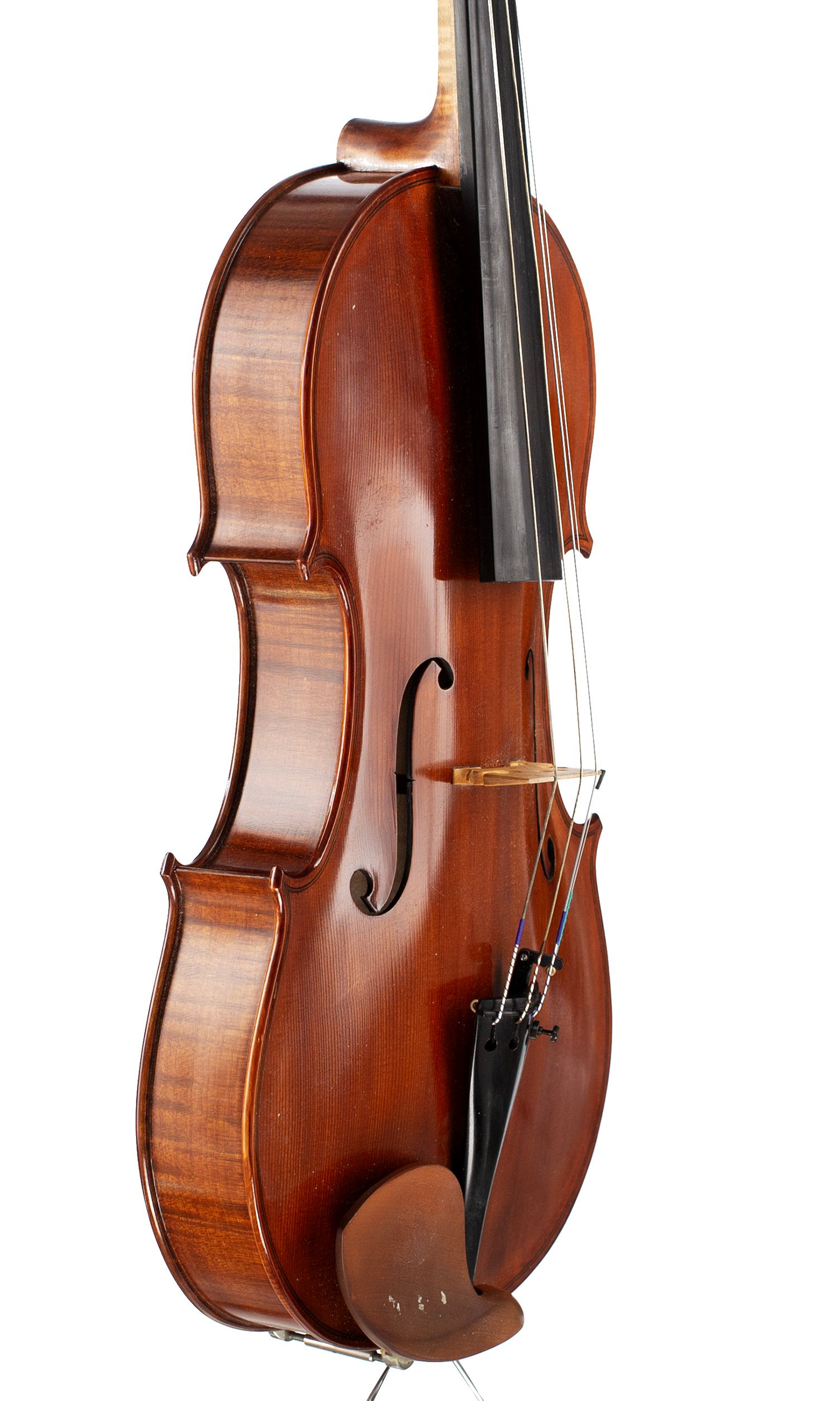 Viola by David Rubio, Cambridge, 1985 — angled view, 60°