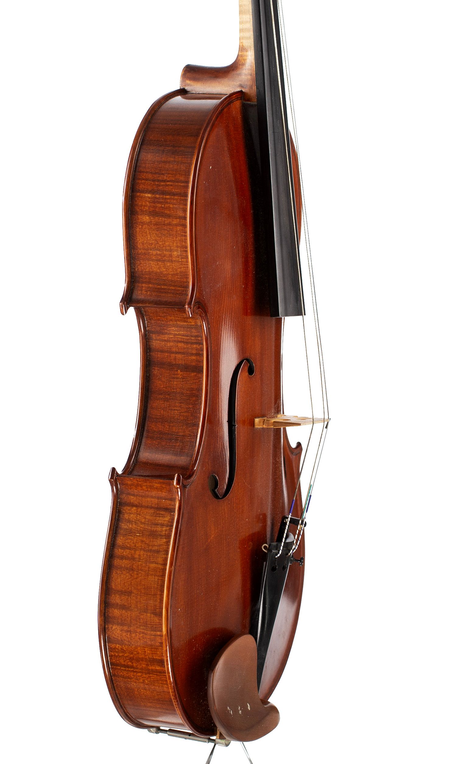 Viola by David Rubio, Cambridge, 1985 — angled view, 70°