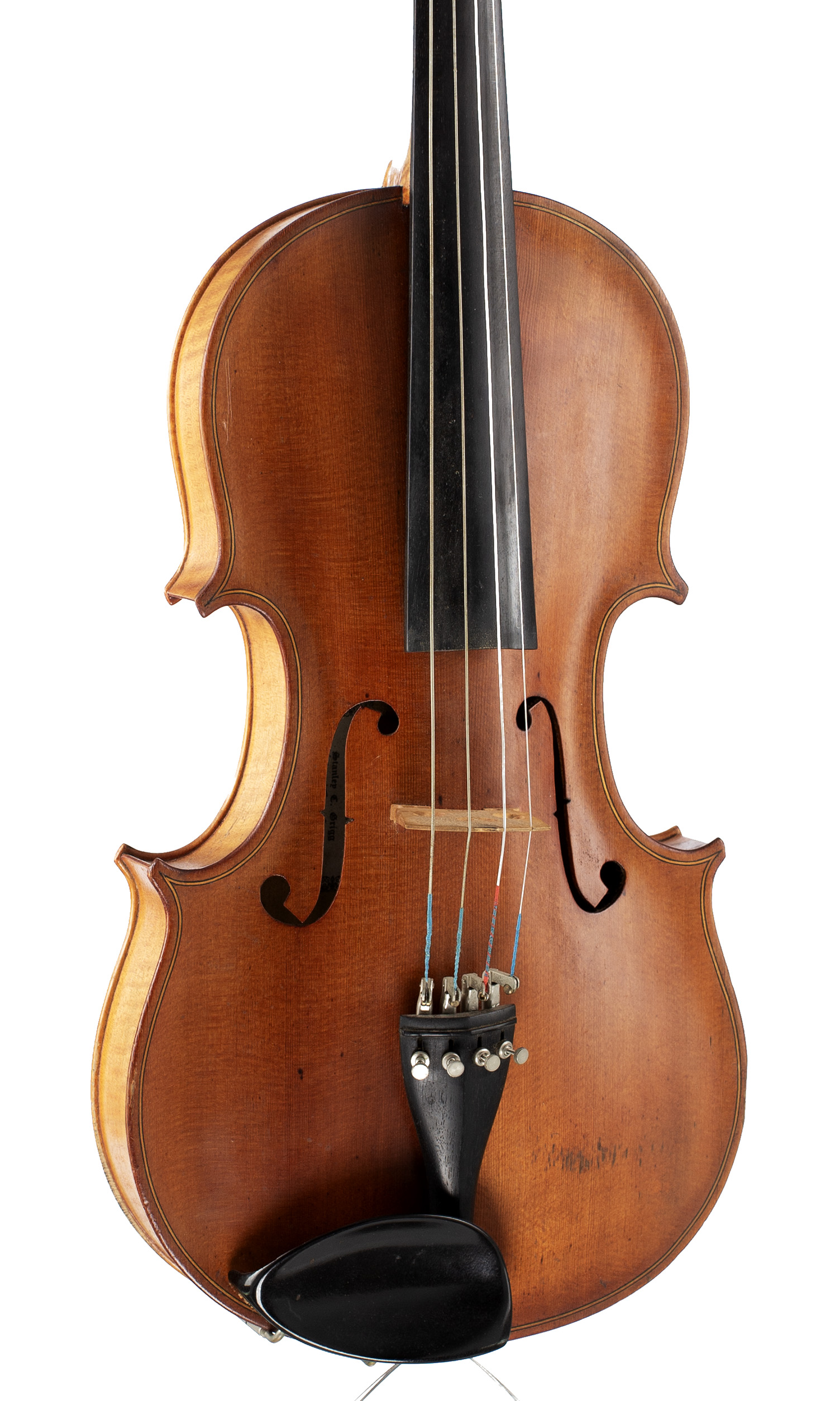 A viola by Stanley Grigg, Kent, 1984 — angled view, 20°