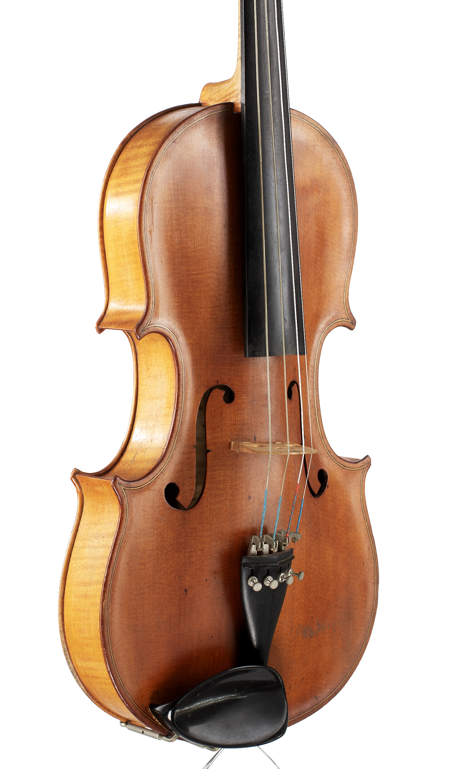 A viola by Stanley Grigg, Kent, 1984 — angled view, 40°