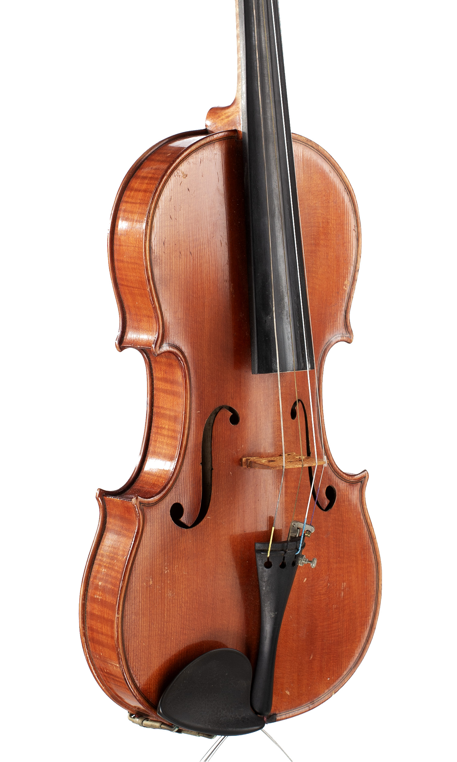 A violin by Louis Milton, 1925 — angled view, 40°