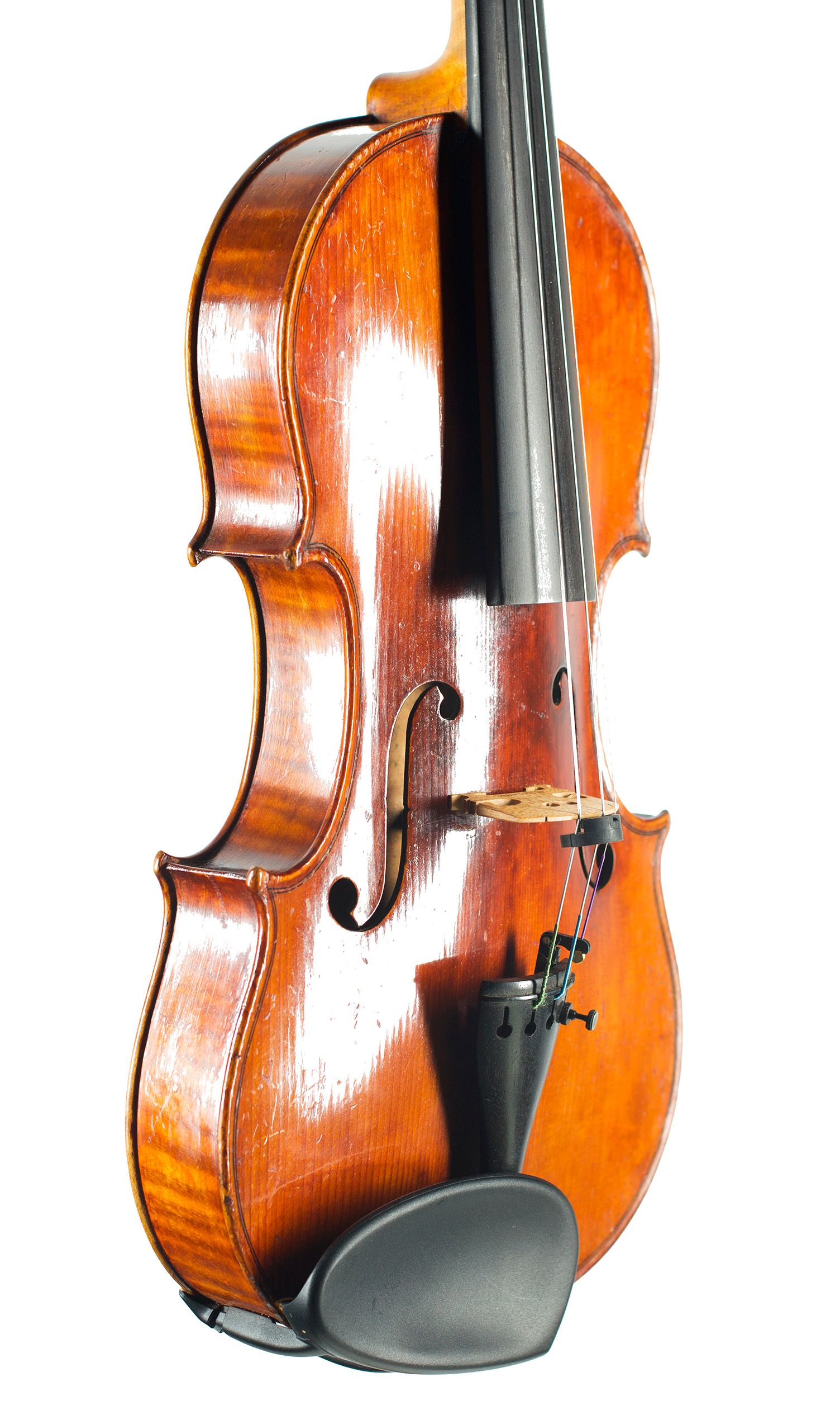 Violin by Frederick William Chanot, London, 1897 — angled view, 50°
