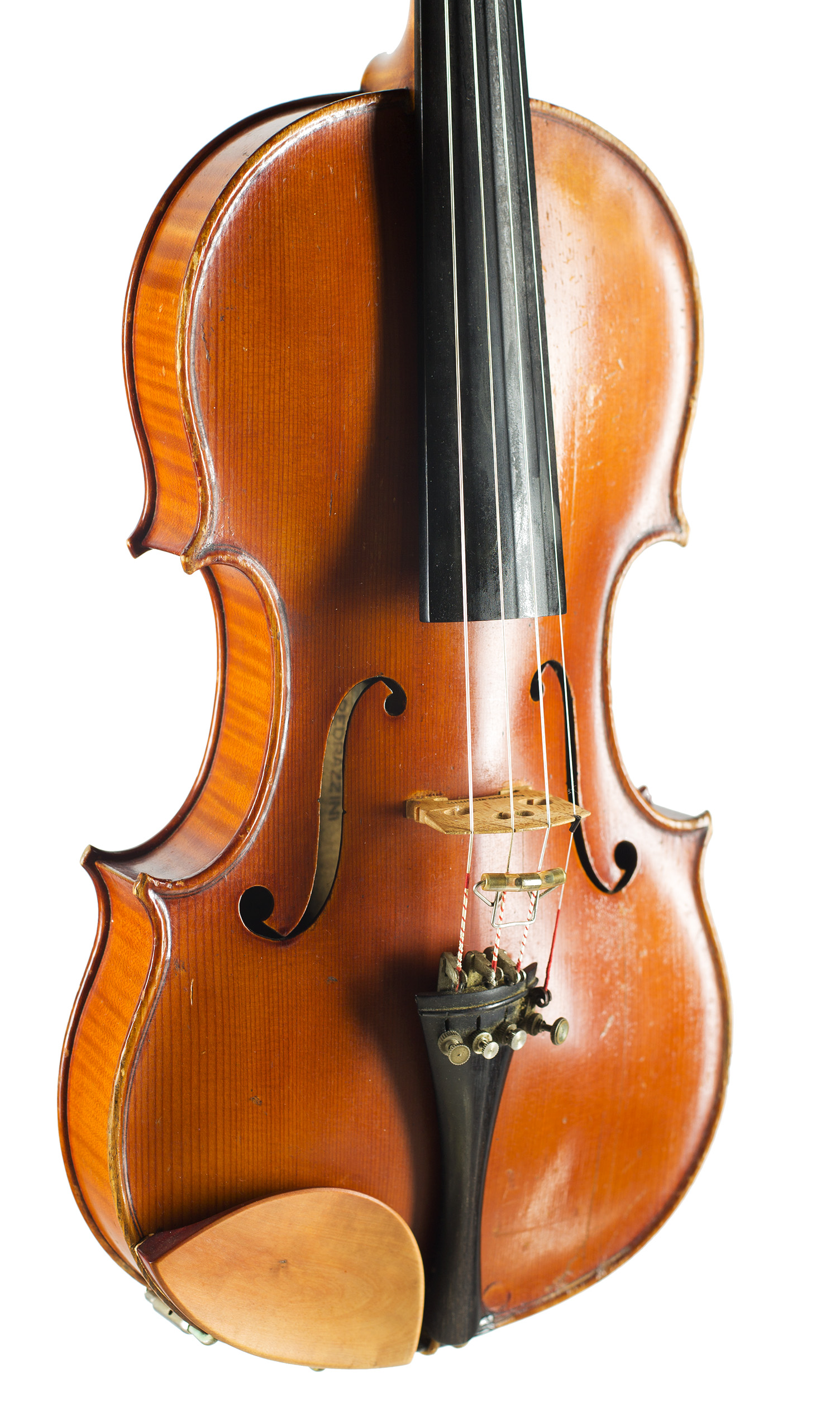 A violin by Giuseppe Pedrazzini, Milan, 1915 — angled view, 30°