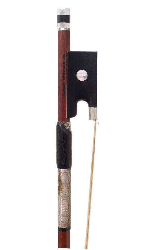A silver-mounted violin bow by Albert Nürnberger, Germany — frog detail