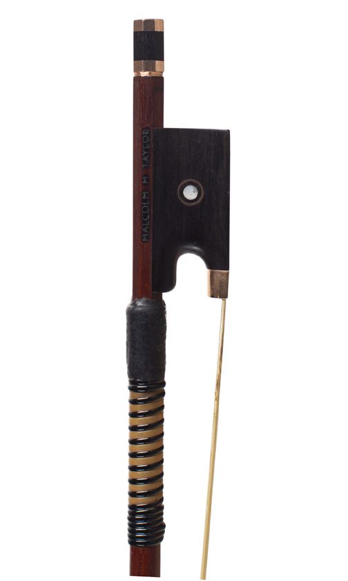 A gold-mounted violin bow by Malcolm Taylor, England — frog detail