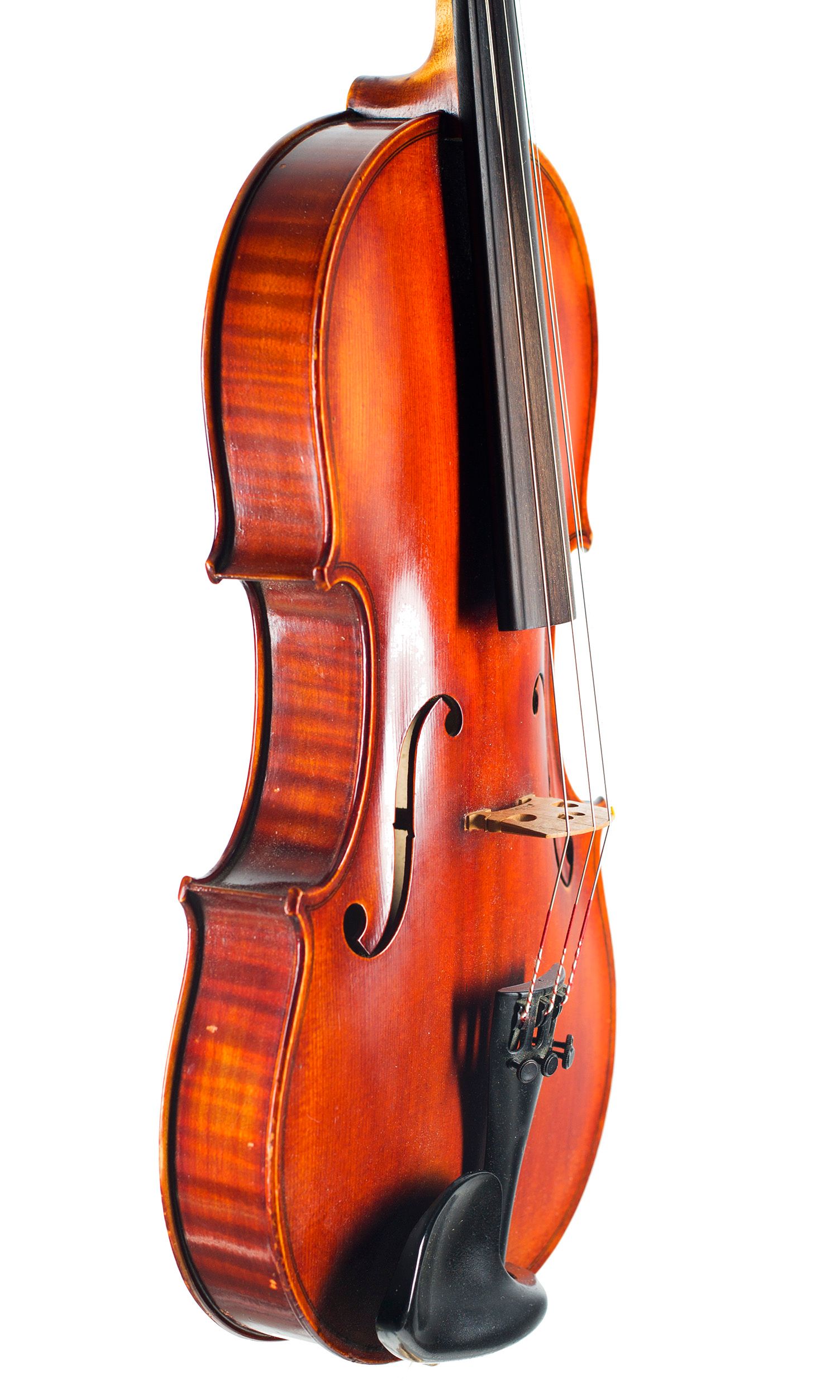 A violin by Jeffery Gilbert, Peterborough, 1817 — angled view, 60°