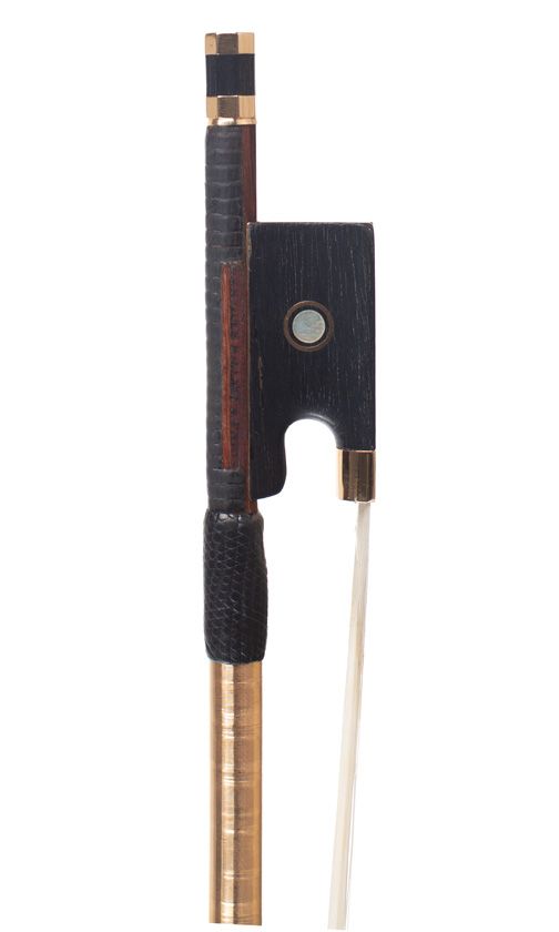 A gold-mounted violin bow by Jean-Jacques Millant, Paris — frog detail