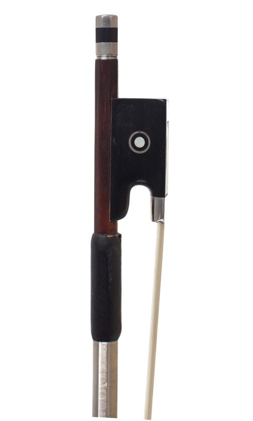 A silver-mounted violin bow by H. R. Pfretzschner, Germany — frog detail