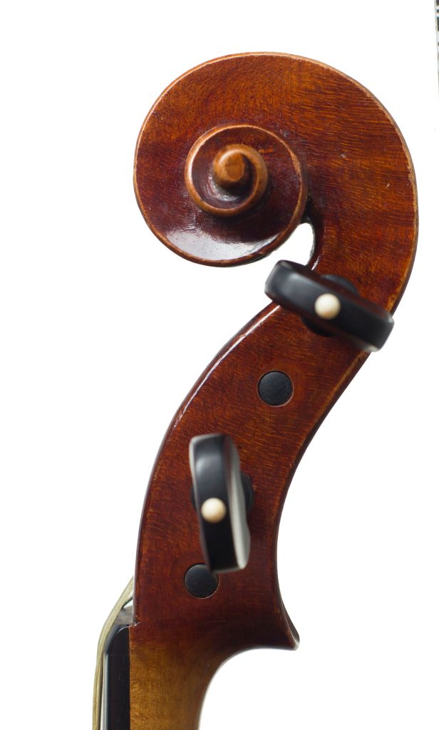 Viola, Workshop of Richard Duke, London, circa 1760 — scroll