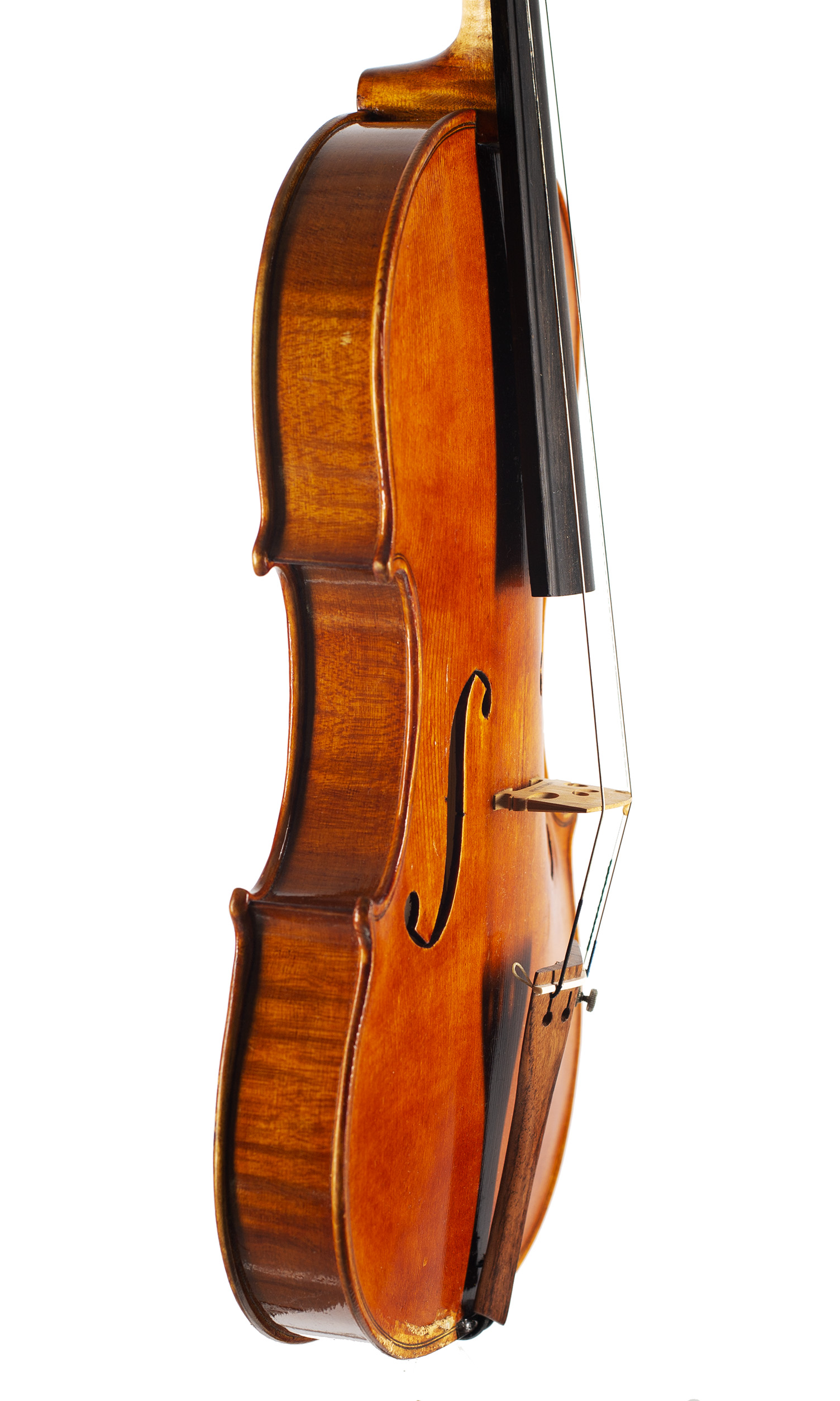 A violin by John Beard, London, 1977 — angled view, 70°