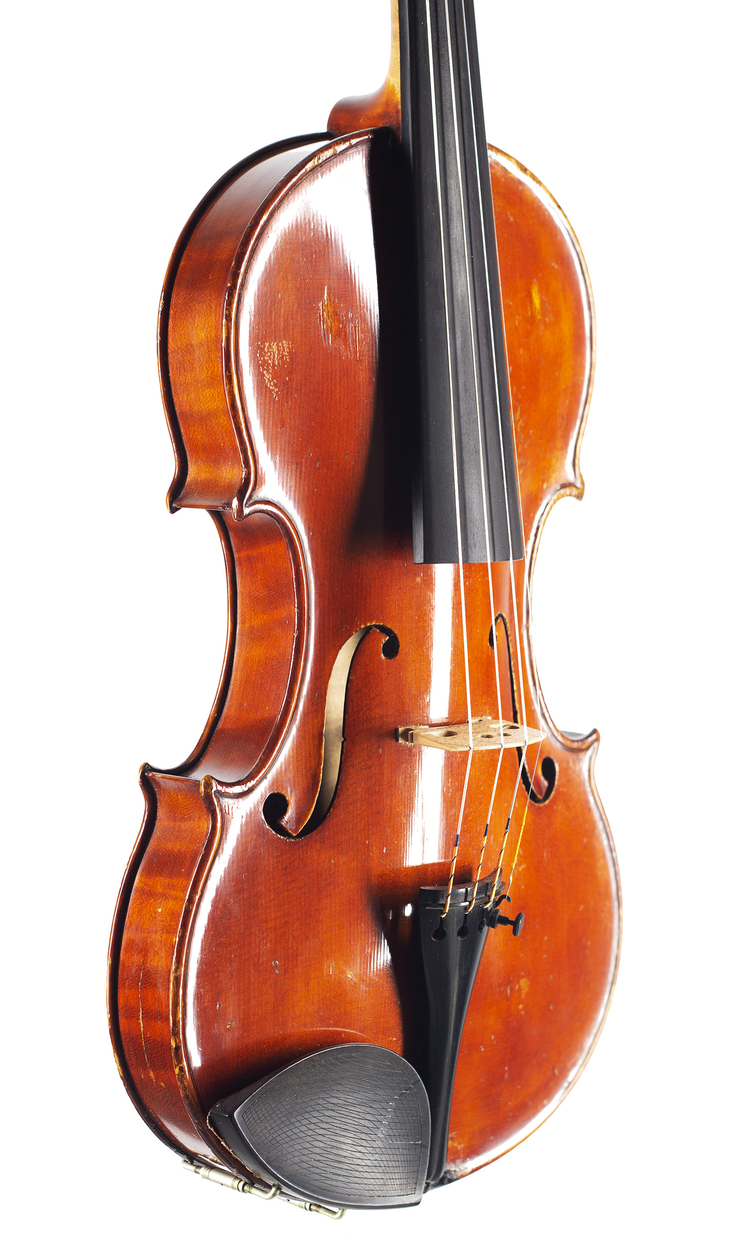 A violin by Marco Dobretsovitch, Cairo, 1923 — angled view, 40°
