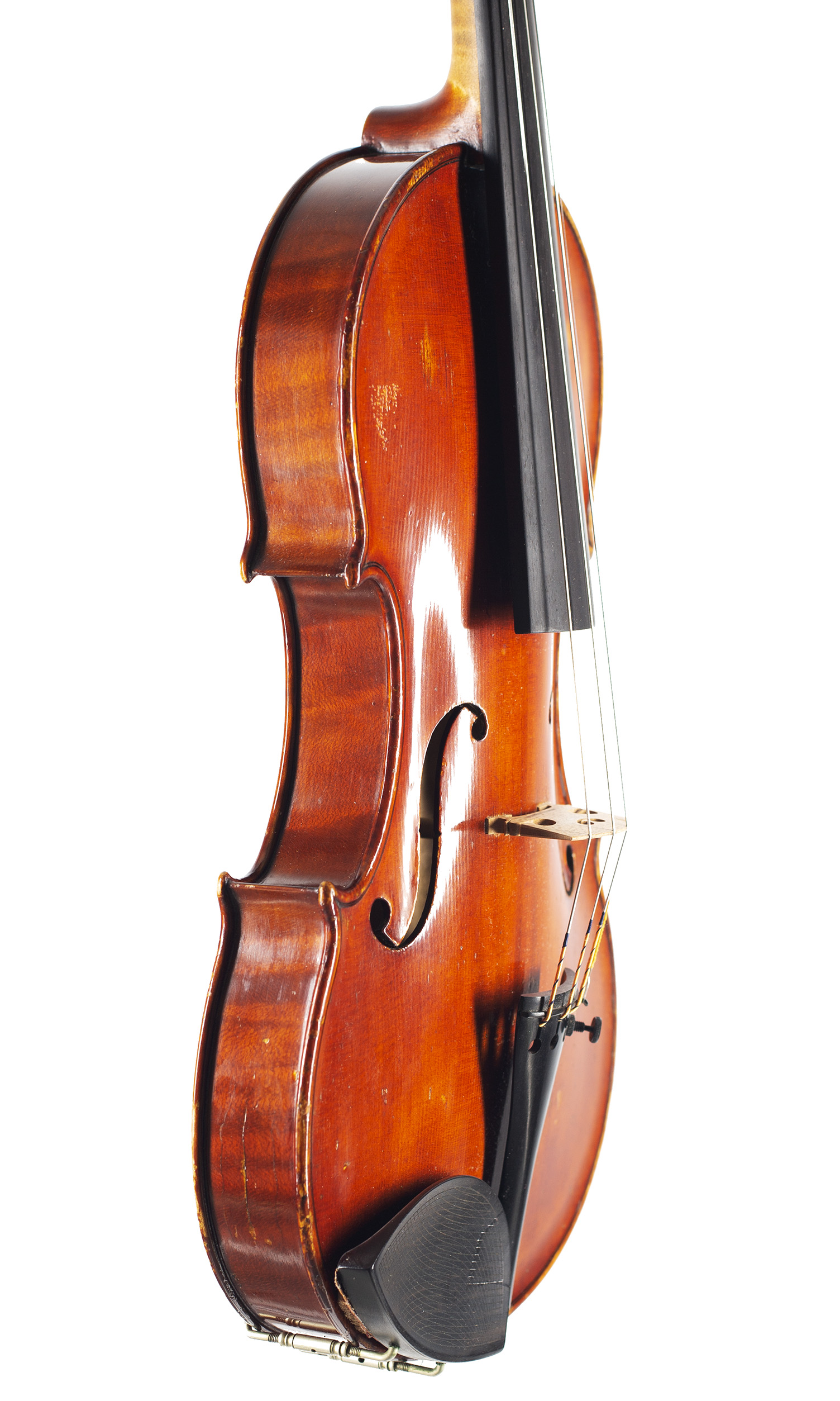 A violin by Marco Dobretsovitch, Cairo, 1923 — angled view, 60°