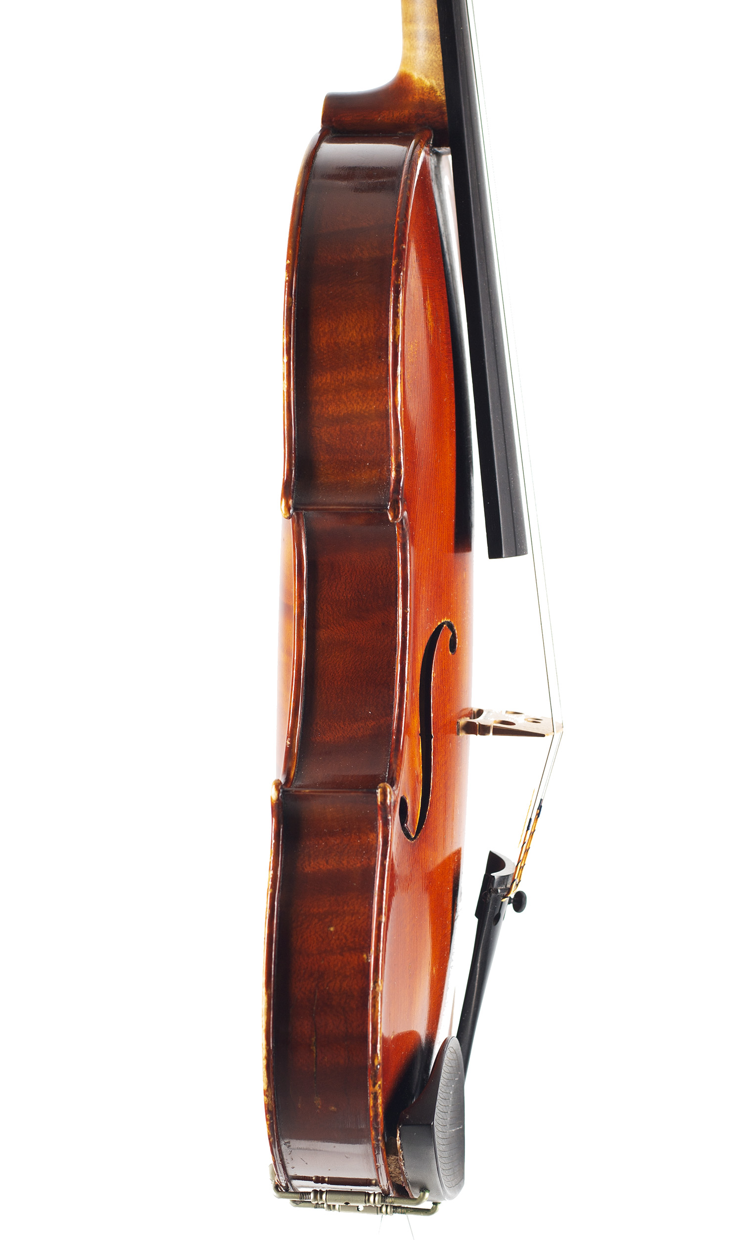 A violin by Marco Dobretsovitch, Cairo, 1923 — angled view, 80°