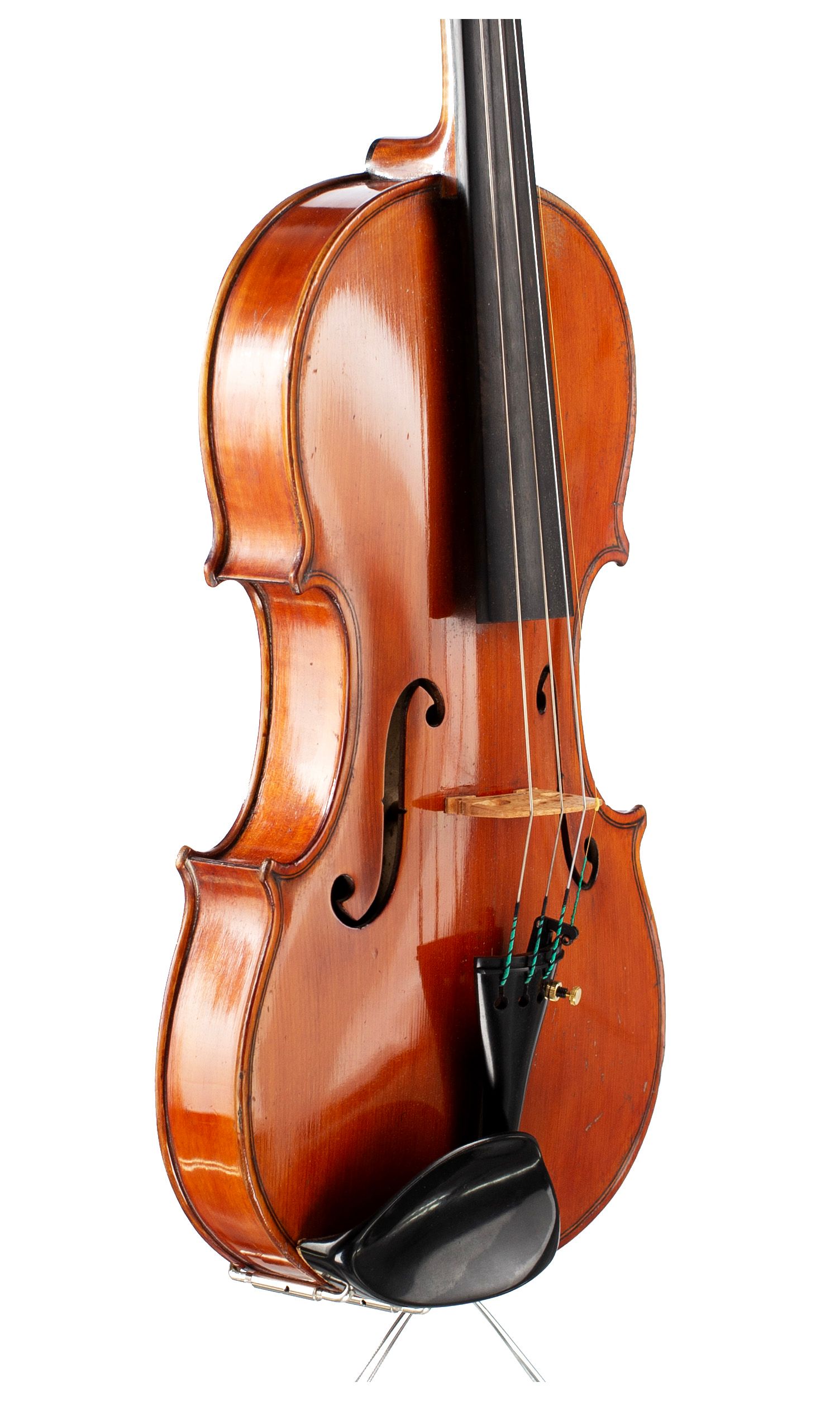 Violin by Edwin Whitmarsh, London, 1922 — angled view, 50°