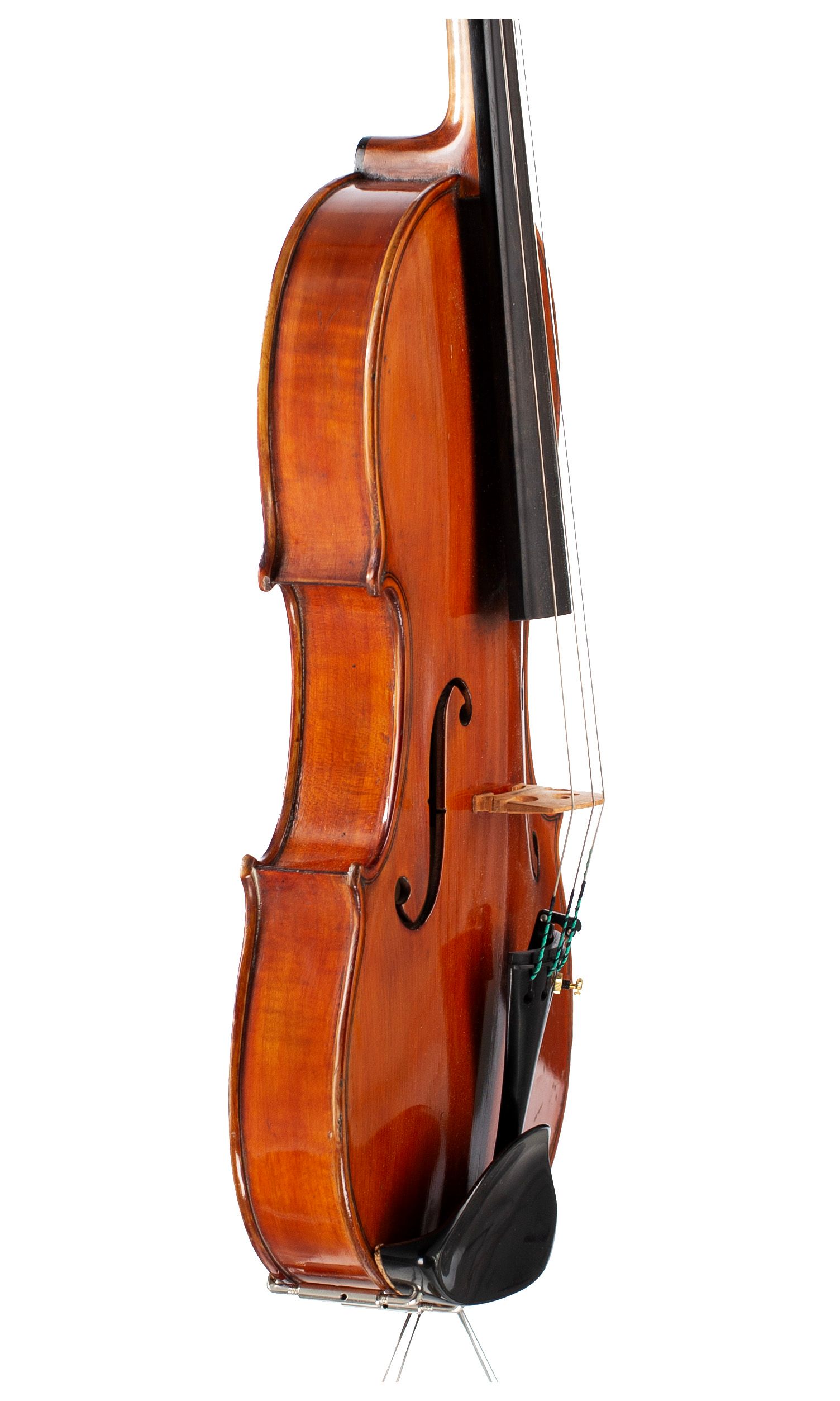 Violin by Edwin Whitmarsh, London, 1922 — angled view, 70°