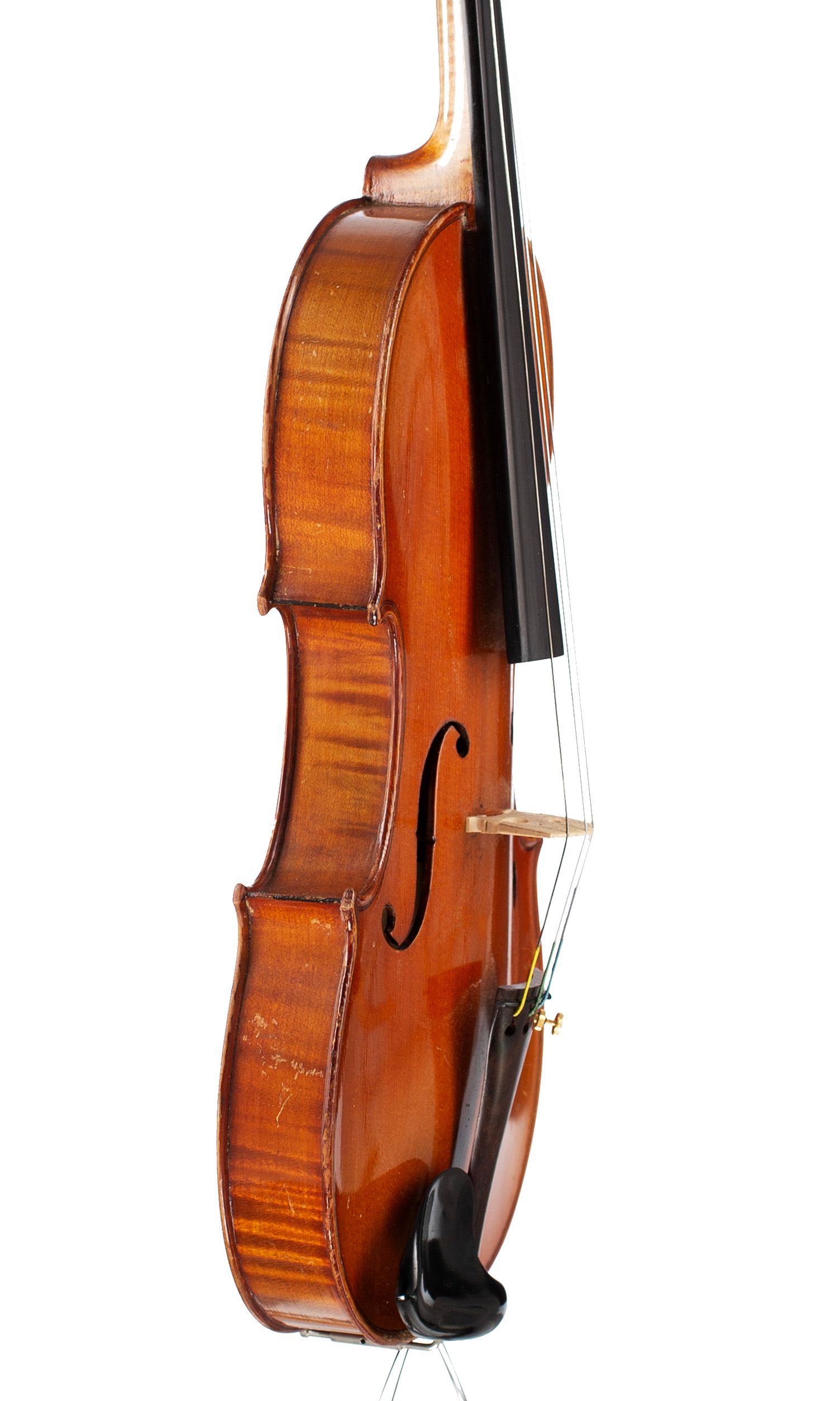 Violin, Workshop of Jérôme Thibouville-Lamy, Mirecourt, circa 1920 — angled view, 70°