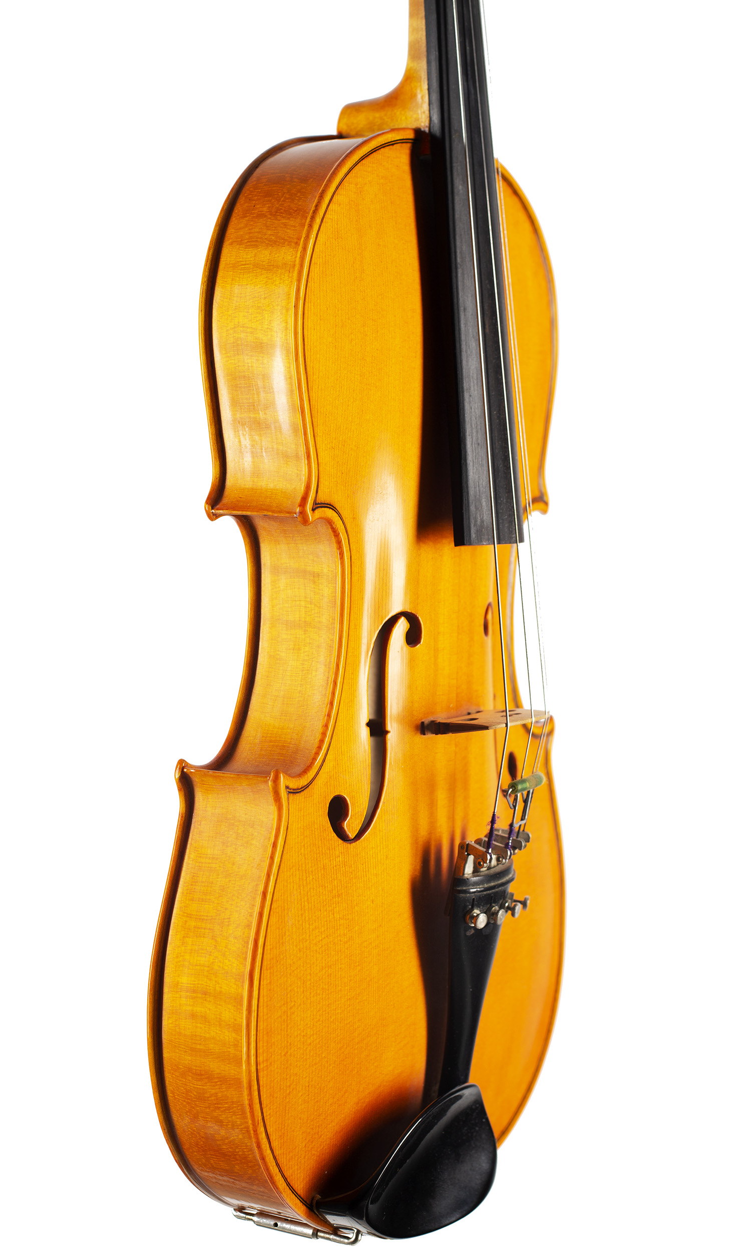 A viola by Alan R. Payne, Machynlleth, 1973 — angled view, 60°