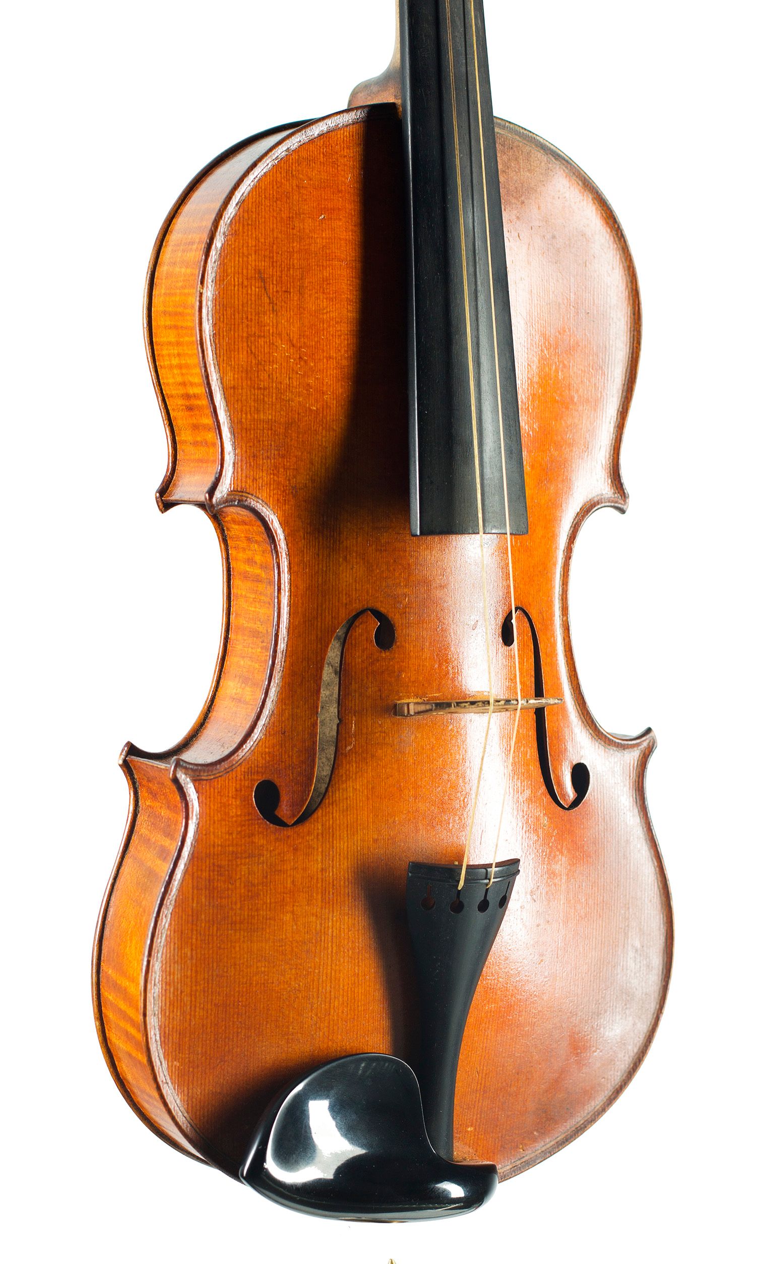 Violin by Malcolm F. Richmond, Falkirk, 1926 — angled view, 30°